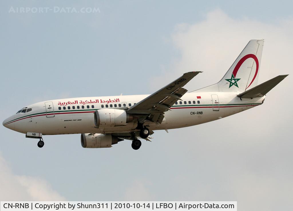 CN-RNB, 1993 Boeing 737-5B6 C/N 26527/2472, Landing rwy 32L in new c/s