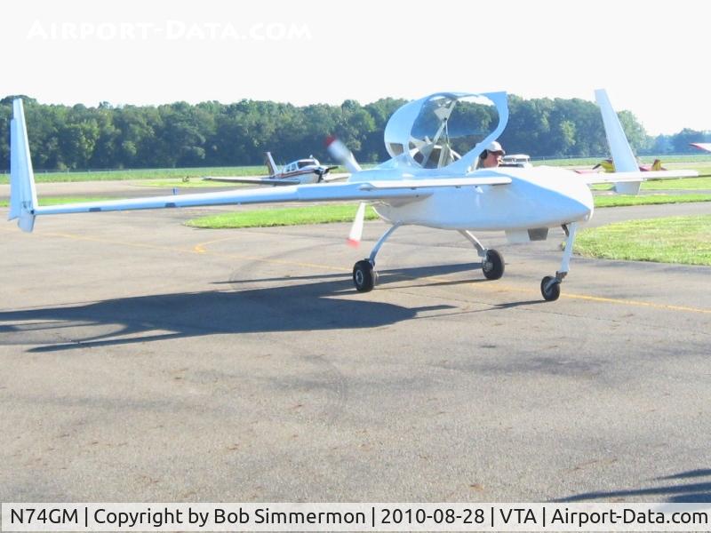 N74GM, Co-Z Cozy C/N 607, Arriving at the Newark, Ohio breakfast fly-in.