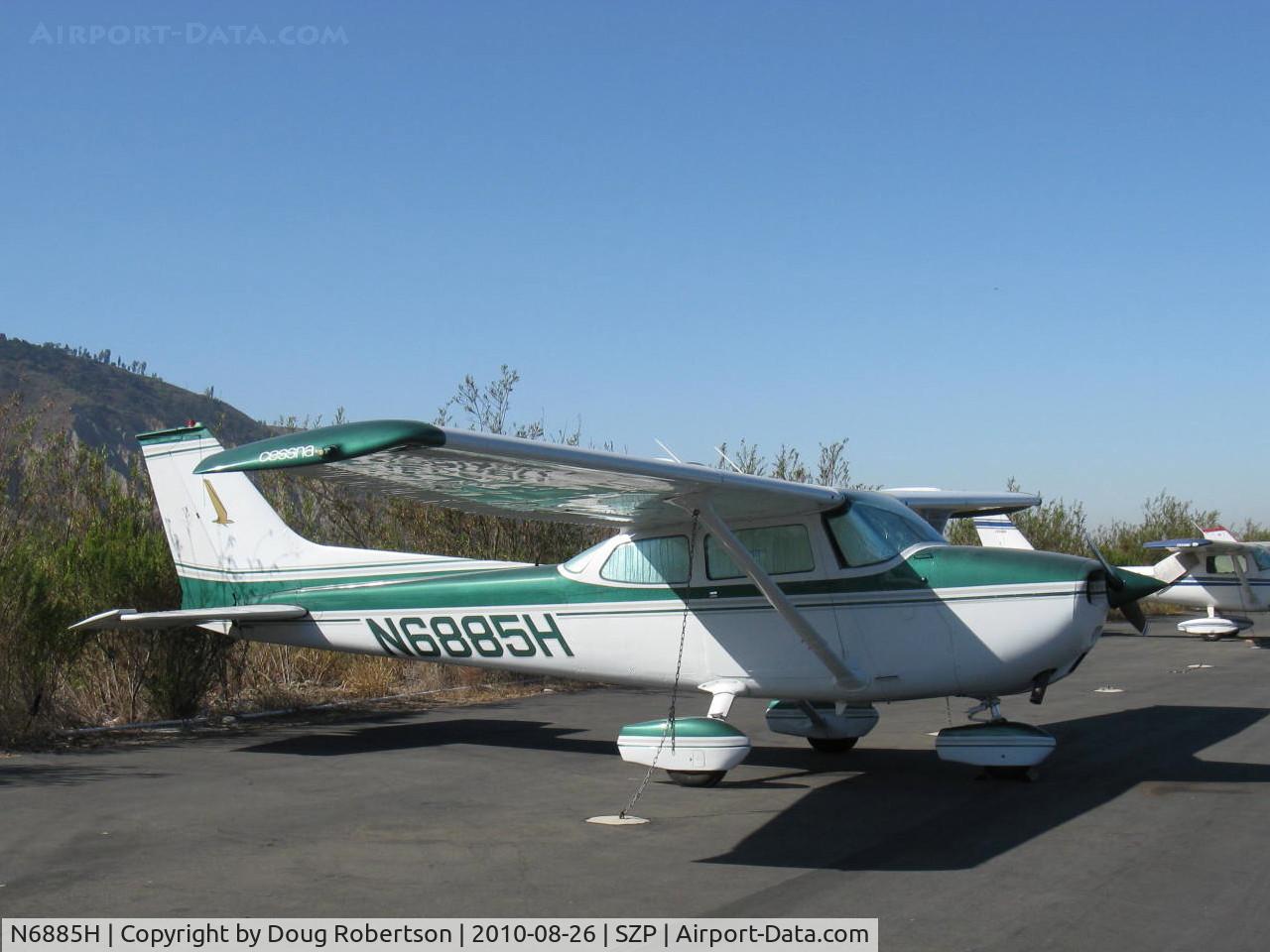 N6885H, 1975 Cessna 172M C/N 17265626, 1975 Cessna 172M, Lycoming O-320-E2D 150 Hp