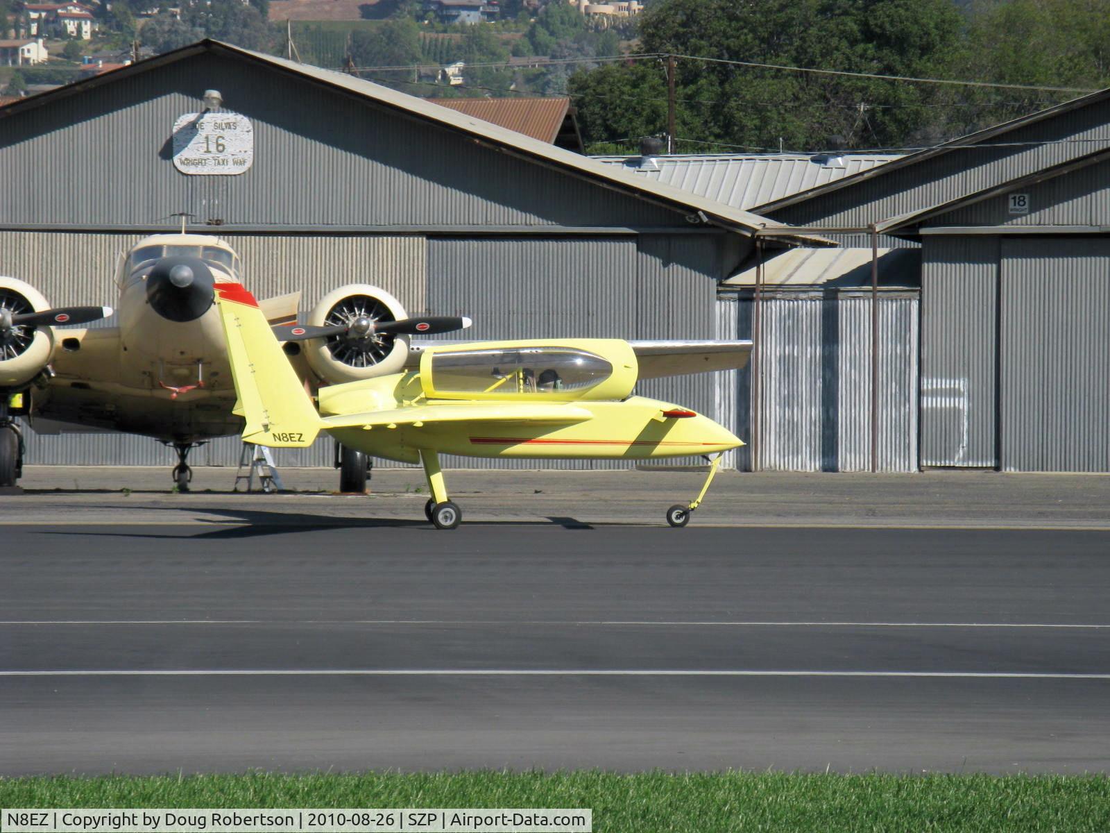 N8EZ, 1989 Rutan Long-EZ C/N 2008L, 1989 McCauley LONG EZ, Lycoming O-235, taxi