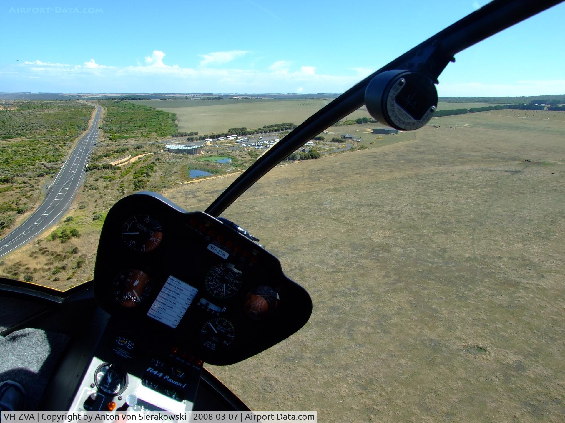 VH-ZVA, Robinson R44 Raven C/N 1762, VH-ZVA @ 12 Apostles R44 Raven I. Approaching Heli base