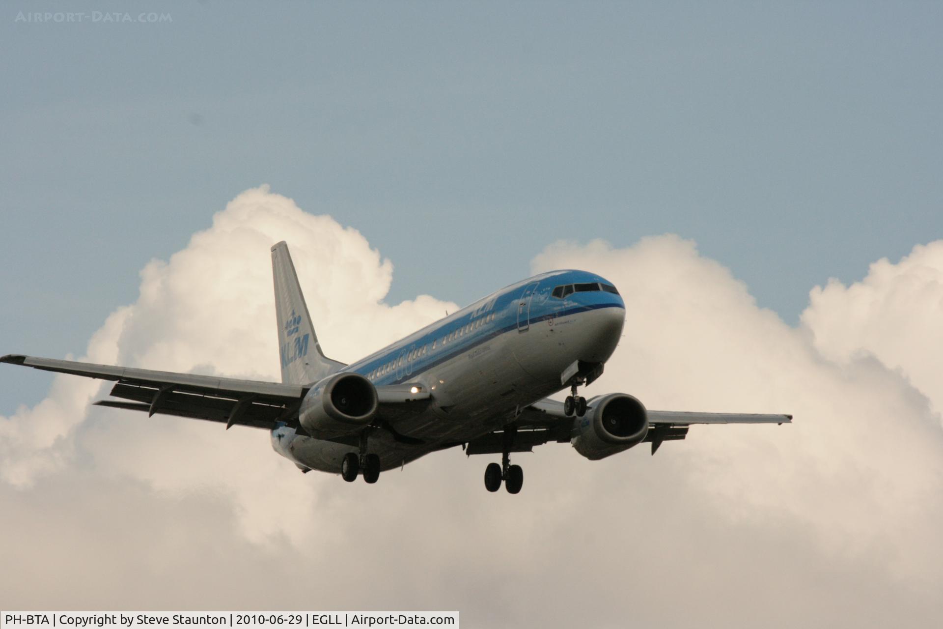 PH-BTA, 1991 Boeing 737-406 C/N 25412, Taken at Heathrow Airport, June 2010