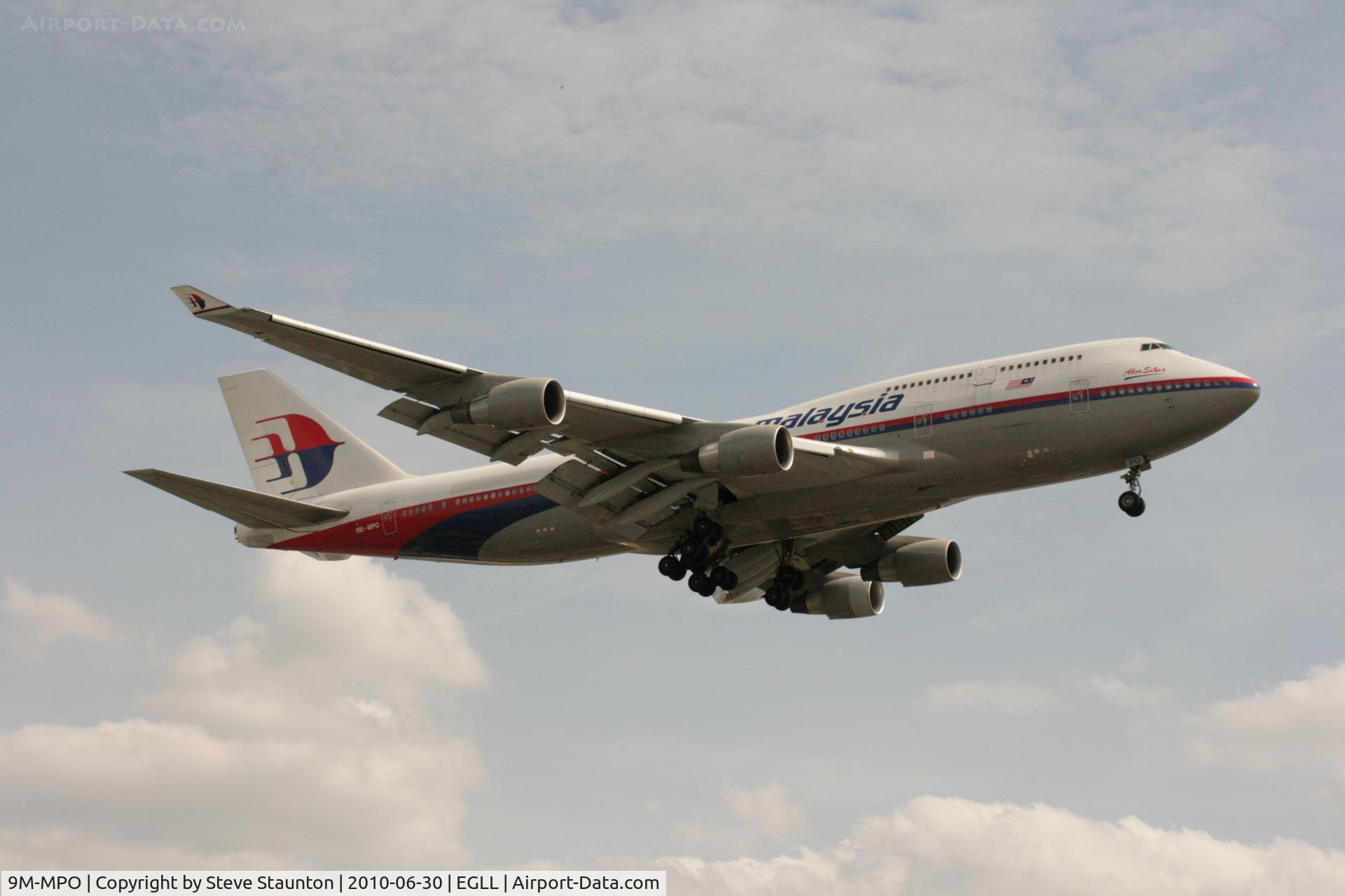 9M-MPO, 2001 Boeing 747-4H6 C/N 28433, Taken at Heathrow Airport, June 2010