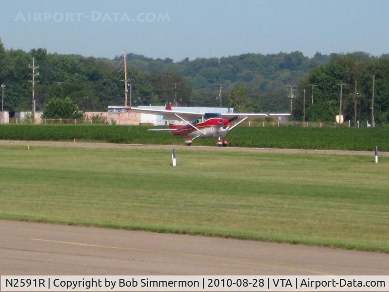 N2591R, 1967 Cessna 182K Skylane C/N 18258291, Arriving at the Newark, Ohio breakfast fly-in.