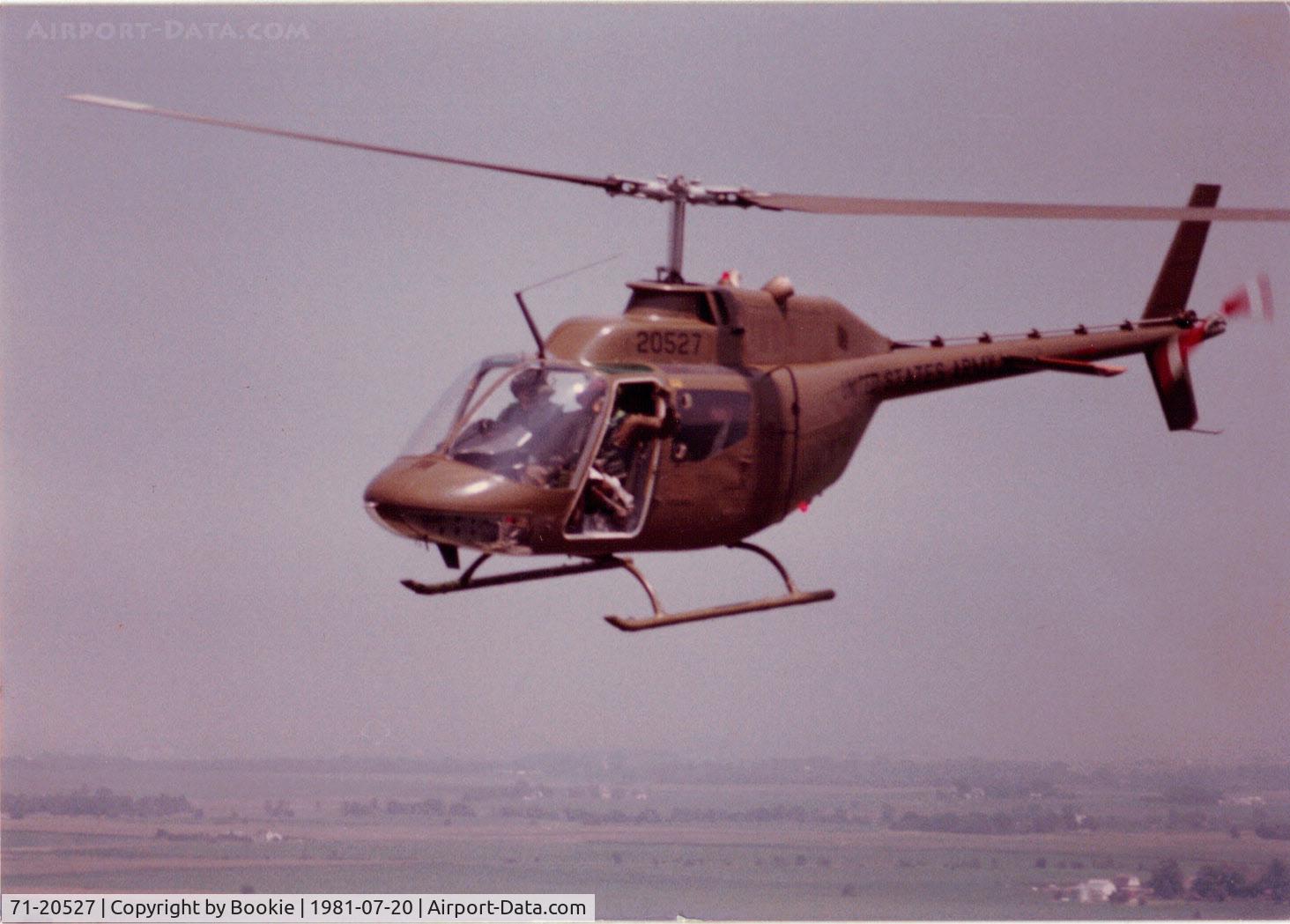 71-20527, 1971 Bell OH-58A Kiowa C/N 41388, Another shot of me in flight near the Newton, Iowa airport (TNU).  CW2 Jerry Nichols was co-pilot.