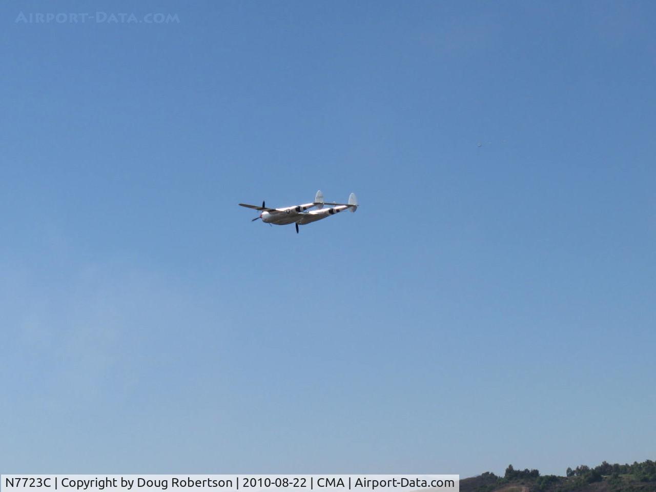 N7723C, 1944 Lockheed P-38L-5 Lightning C/N 7985, 1944 Lockheed P-38L LIGHTNING, two Allison V-1710-111/113 1,475 hp each, counter-rotating props, Limited class, flyover