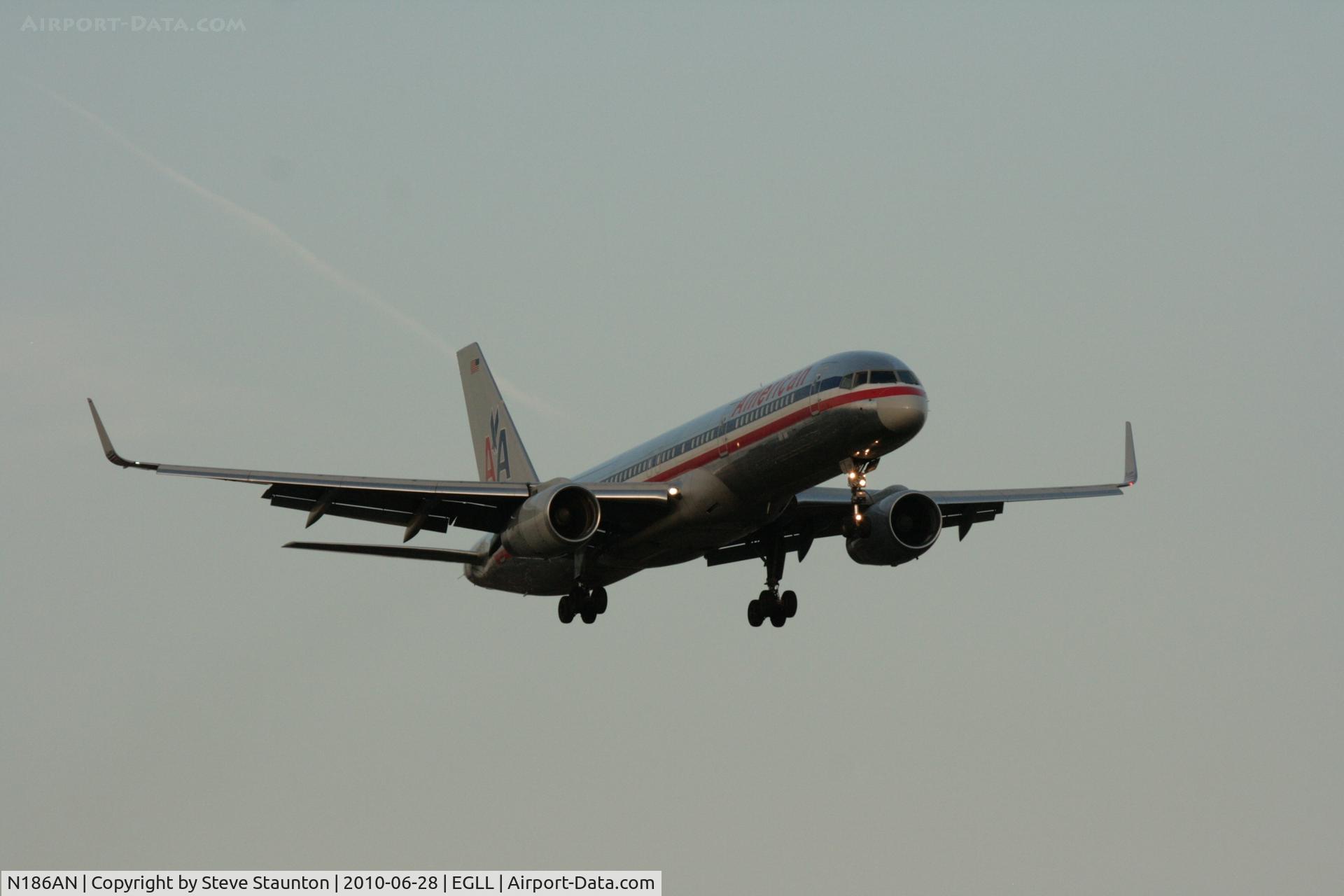 N186AN, 2001 Boeing 757-223 C/N 32380, Taken at Heathrow Airport, June 2010