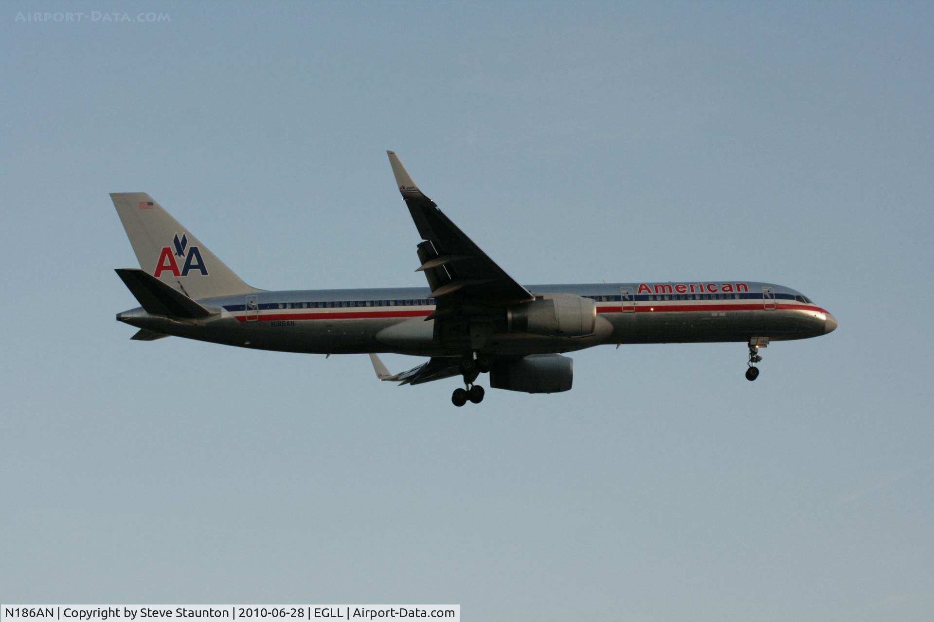 N186AN, 2001 Boeing 757-223 C/N 32380, Taken at Heathrow Airport, June 2010