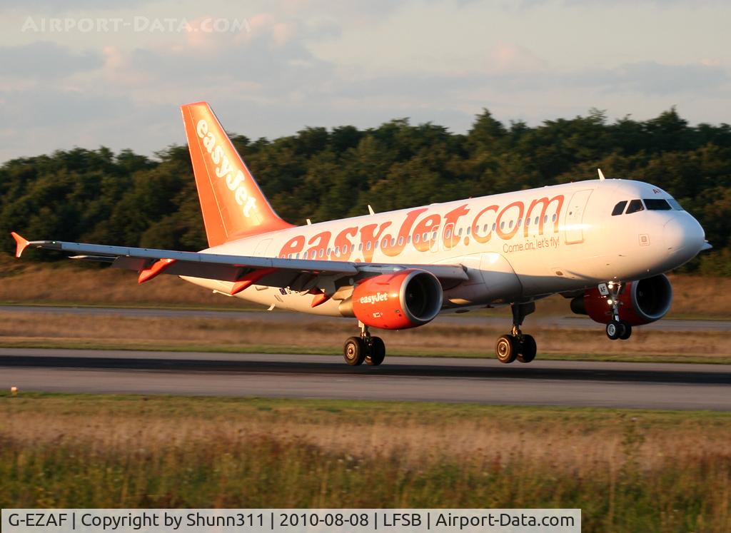 G-EZAF, 2006 Airbus A319-111 C/N 2715, Landing rwy 16