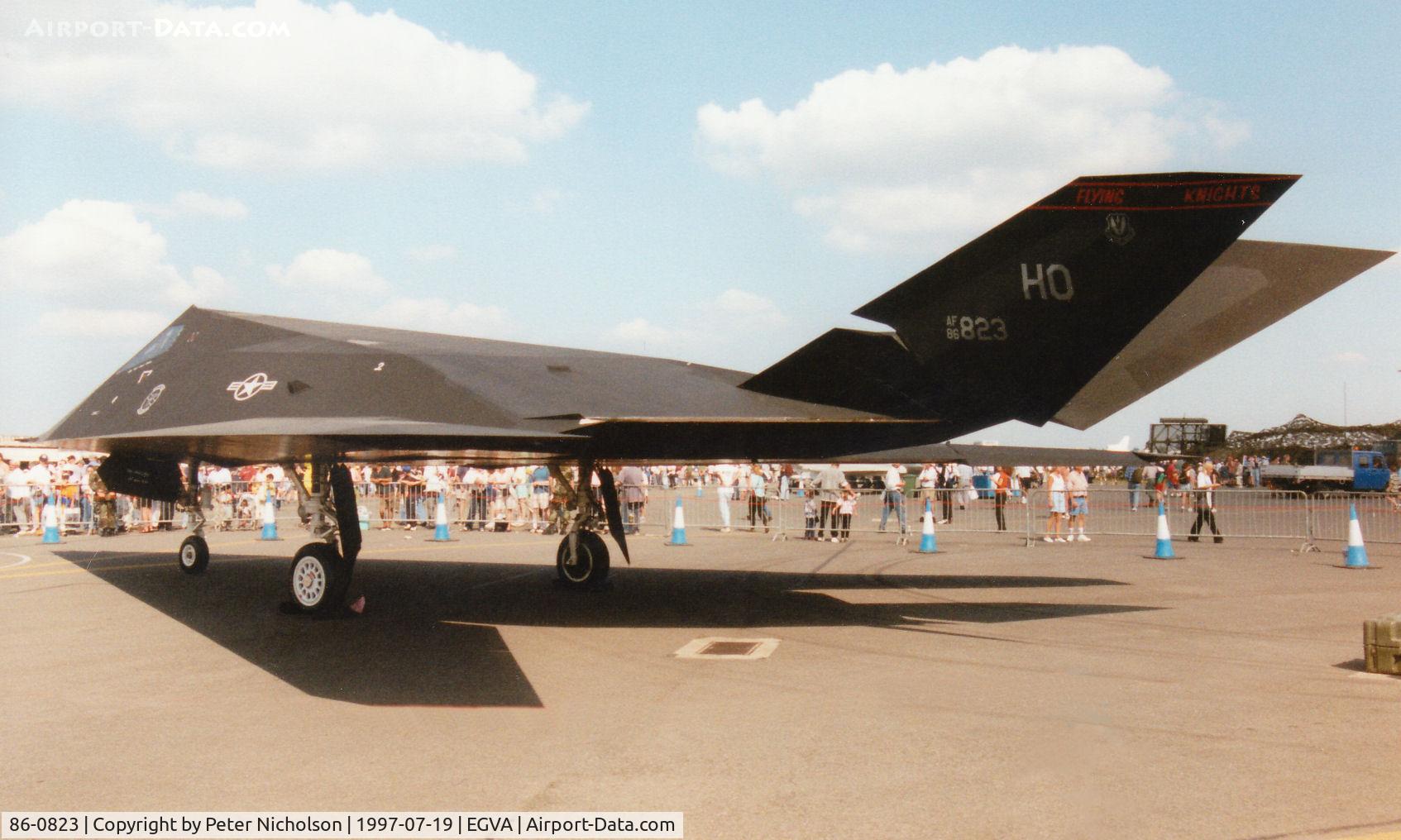 86-0823, 1986 Lockheed F-117A Nighthawk C/N A.4061, F-117 Nighthawk of 9th Fighter Squadron/49th Fighter Wing at Holloman AFB on display at the 1997 Intnl Air Tattoo at RAF Fairford.