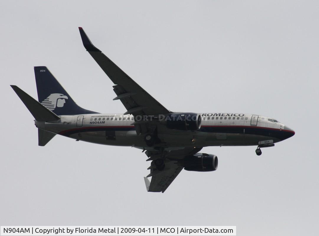 N904AM, 2004 Boeing 737-752 C/N 28262, Aeromexico 737-700