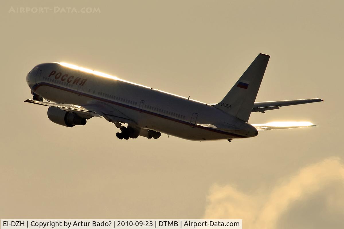 EI-DZH, 2002 Boeing 767-3Q8/ER C/N 29390, Rossiya