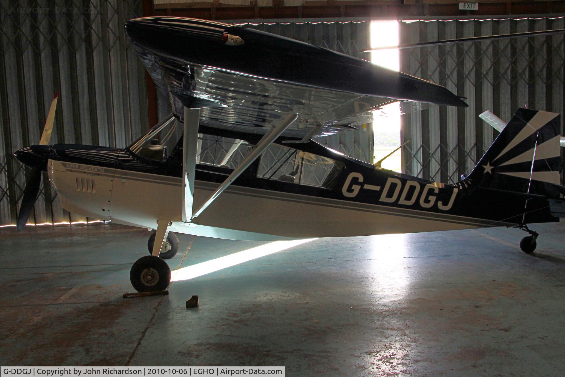 G-DDGJ, 2007 American Champion 8KCAB Super Decathlon C/N 1049-2007, In Hangar at Thruxton