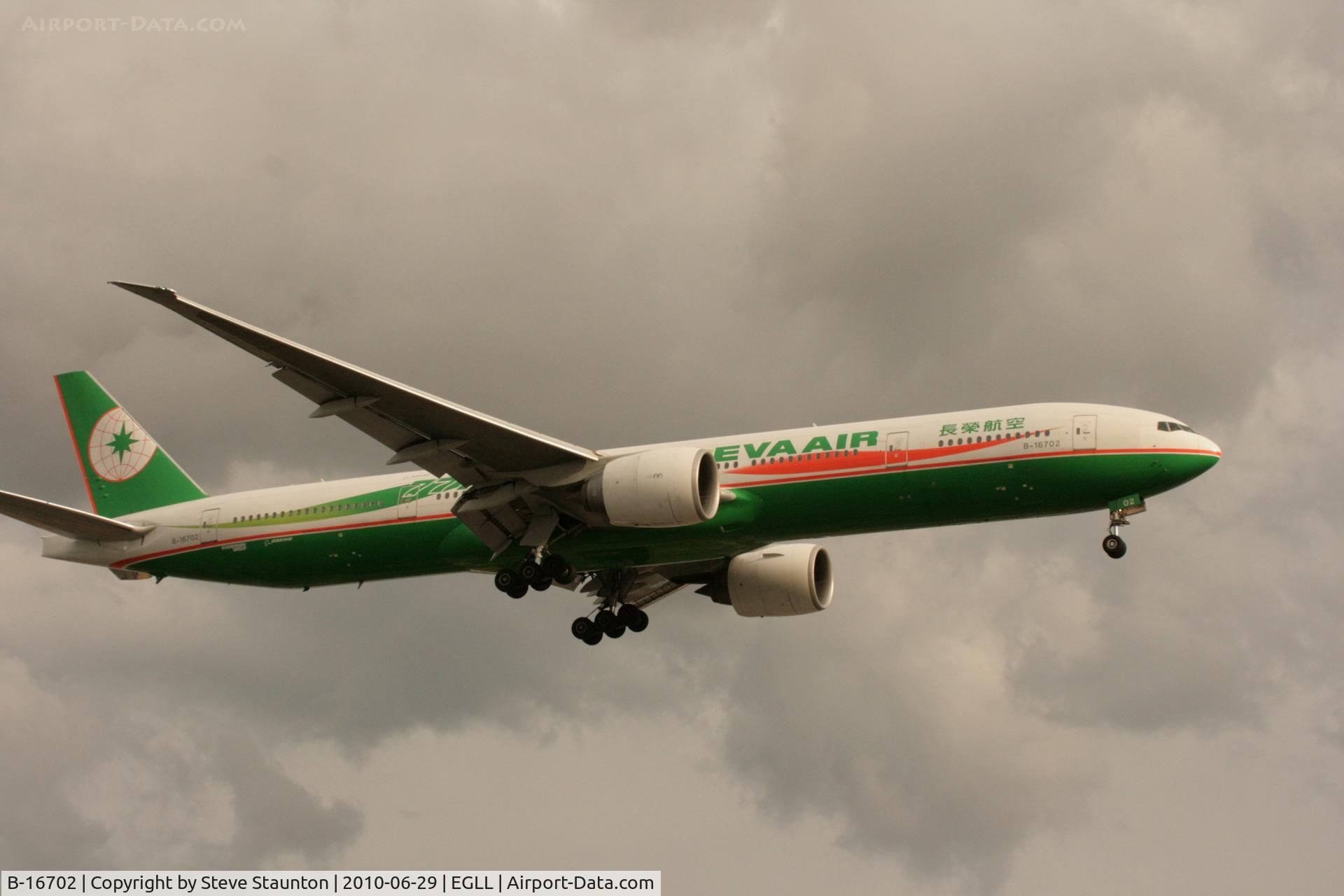 B-16702, 2005 Boeing 777-35E/ER C/N 32640, Taken at Heathrow Airport, June 2010