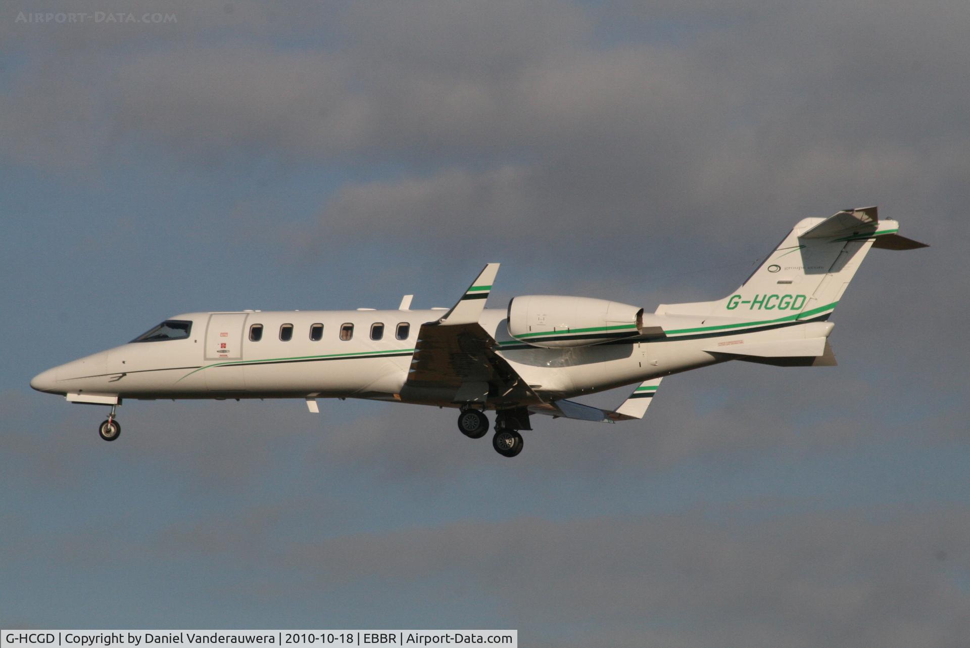 G-HCGD, 2003 Learjet 45 C/N 328, Descending to RWY 25L