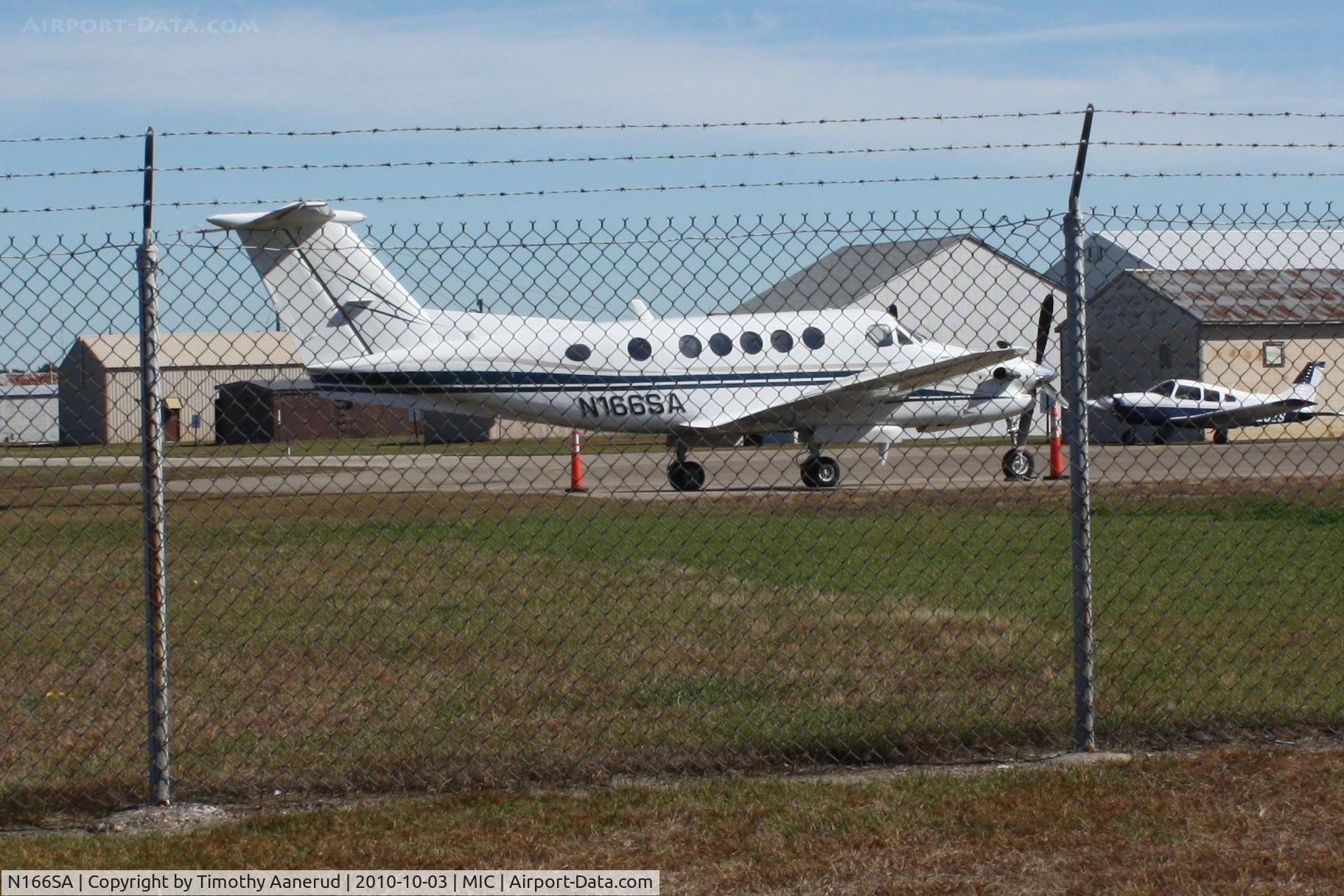 N166SA, 1988 Beech 300 C/N FA-166, caged 1988 Beech 300, c/n: FA-166
