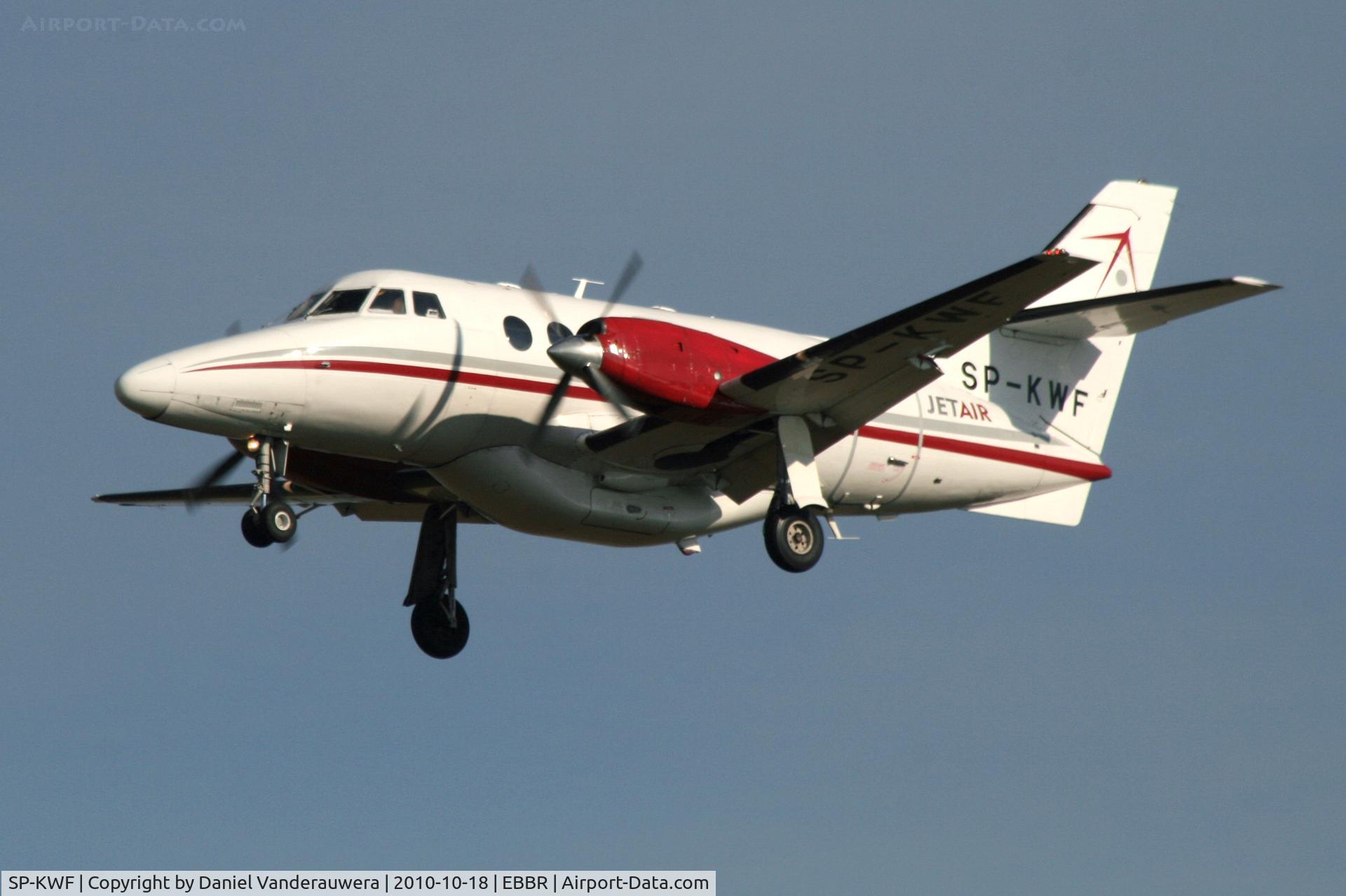 SP-KWF, 1989 British Aerospace BAe-3202 Jetstream 32 C/N 845, Arrival of flight OL160 to RWY 25L