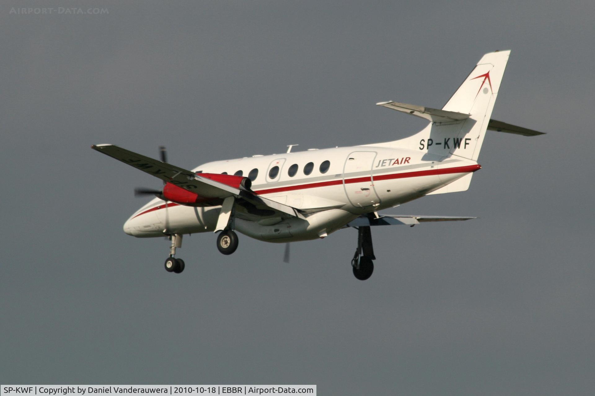 SP-KWF, 1989 British Aerospace BAe-3202 Jetstream 32 C/N 845, Flight OM160 is descending to RWY 25L