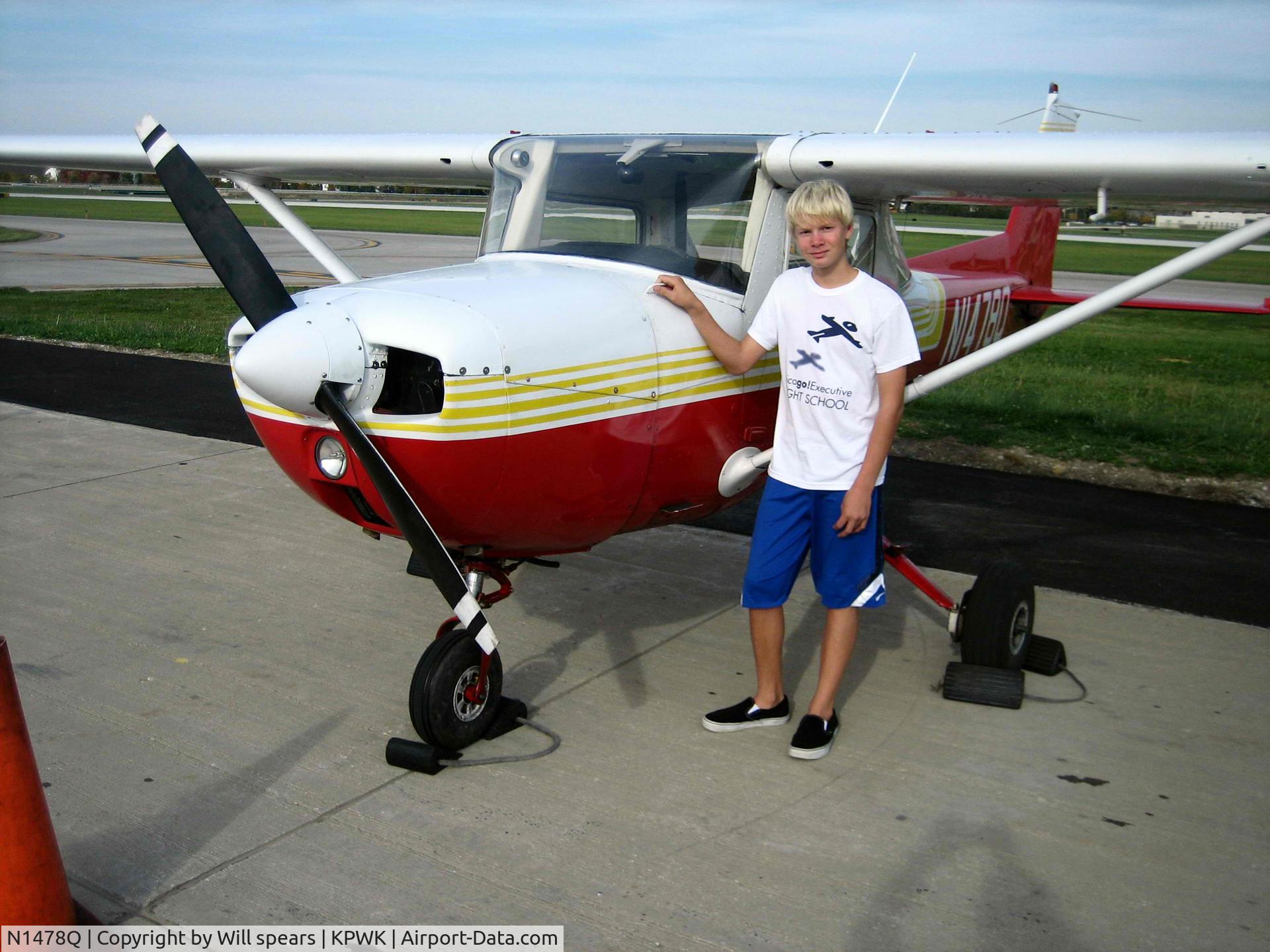 N1478Q, 1971 Cessna 150L C/N 15072778, Flight student in front of cessna N1478Q in Wheeling IL