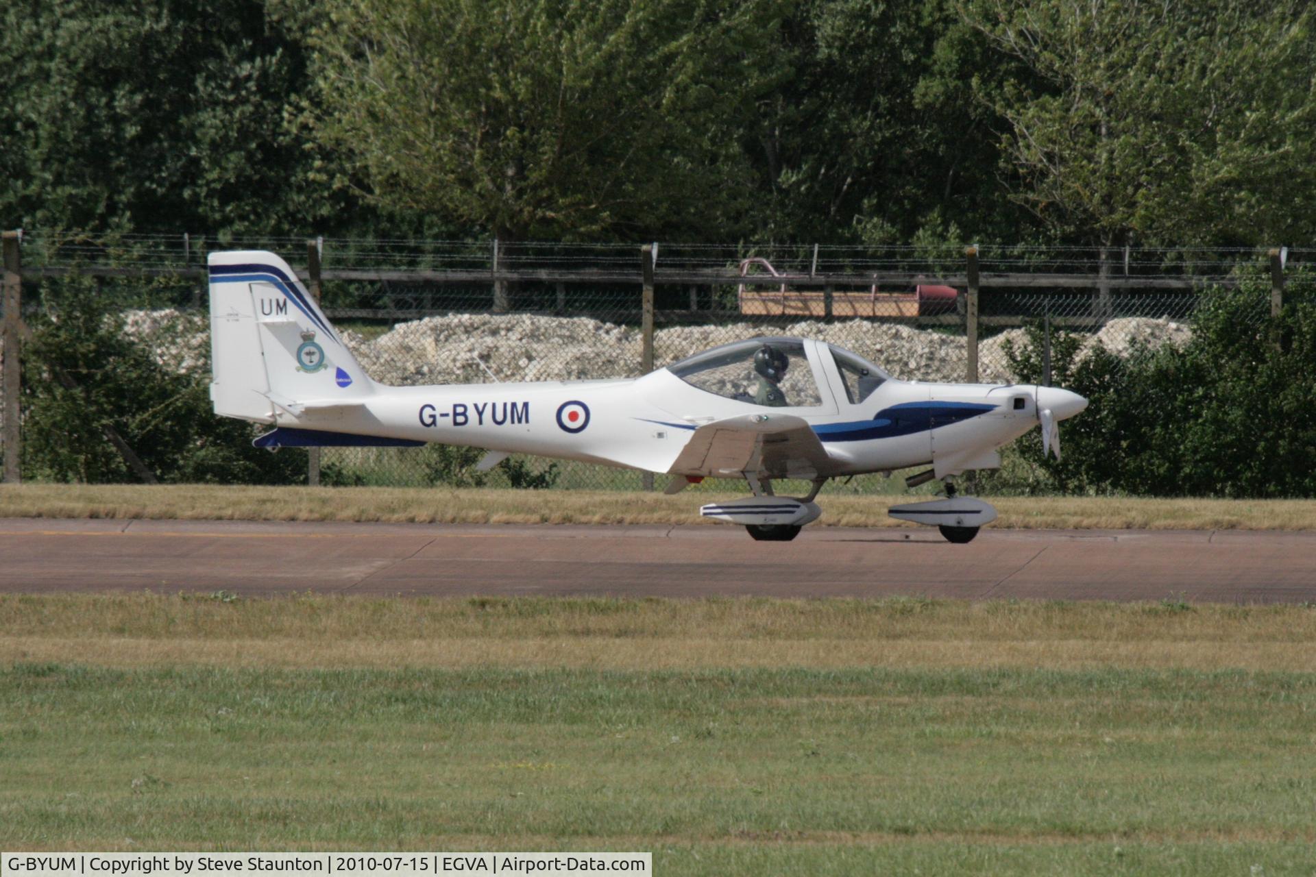 G-BYUM, 1999 Grob G-115E Tutor T1 C/N 82098/E, Taken at the Royal International Air Tattoo 2010