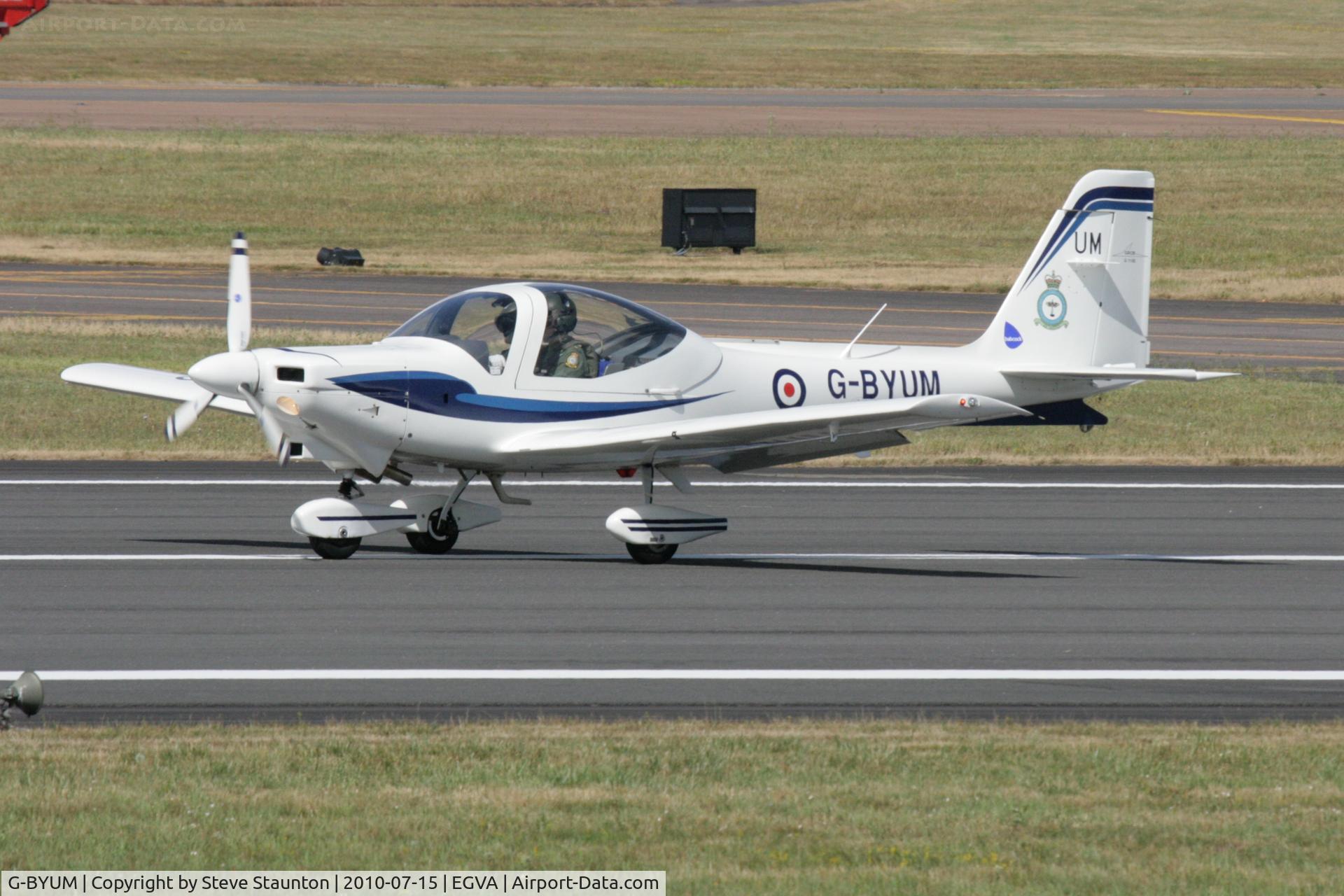 G-BYUM, 1999 Grob G-115E Tutor T1 C/N 82098/E, Taken at the Royal International Air Tattoo 2010