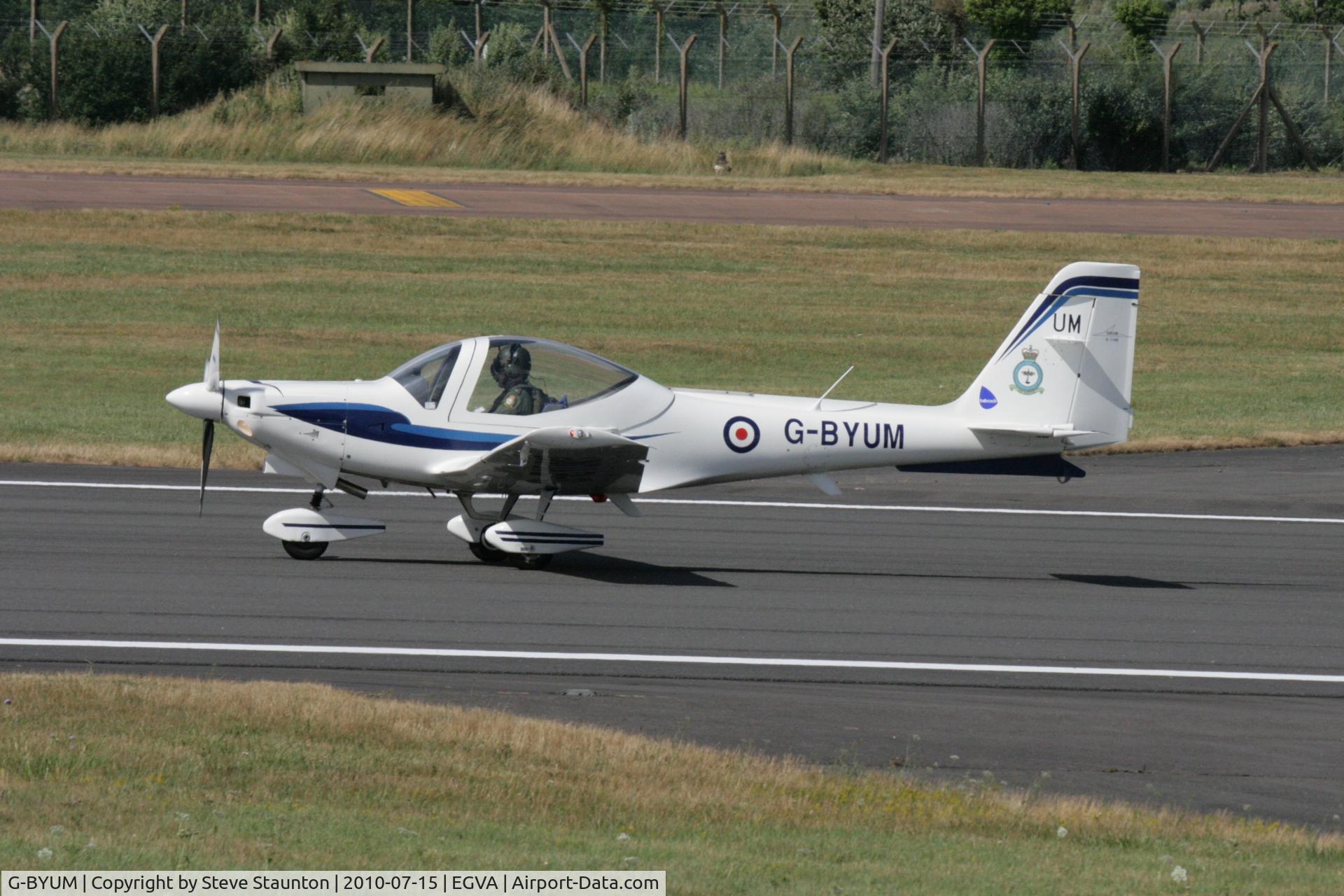 G-BYUM, 1999 Grob G-115E Tutor T1 C/N 82098/E, Taken at the Royal International Air Tattoo 2010