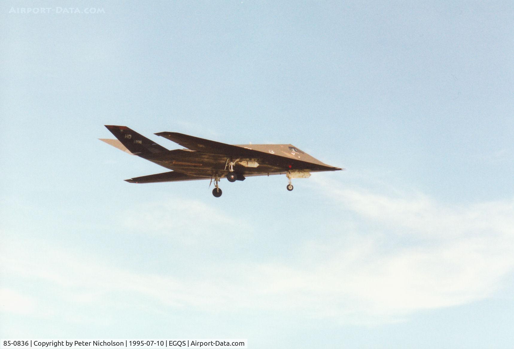 85-0836, 1985 Lockheed F-117A Nighthawk C/N A.4058, Another view of the practice approach to Runway 10 at RAF Lossiemouth by F-117A Nighthawk, callsign Stealth 2, in the Summer of 1995 after appearance at the RAF Waddington Airshow.