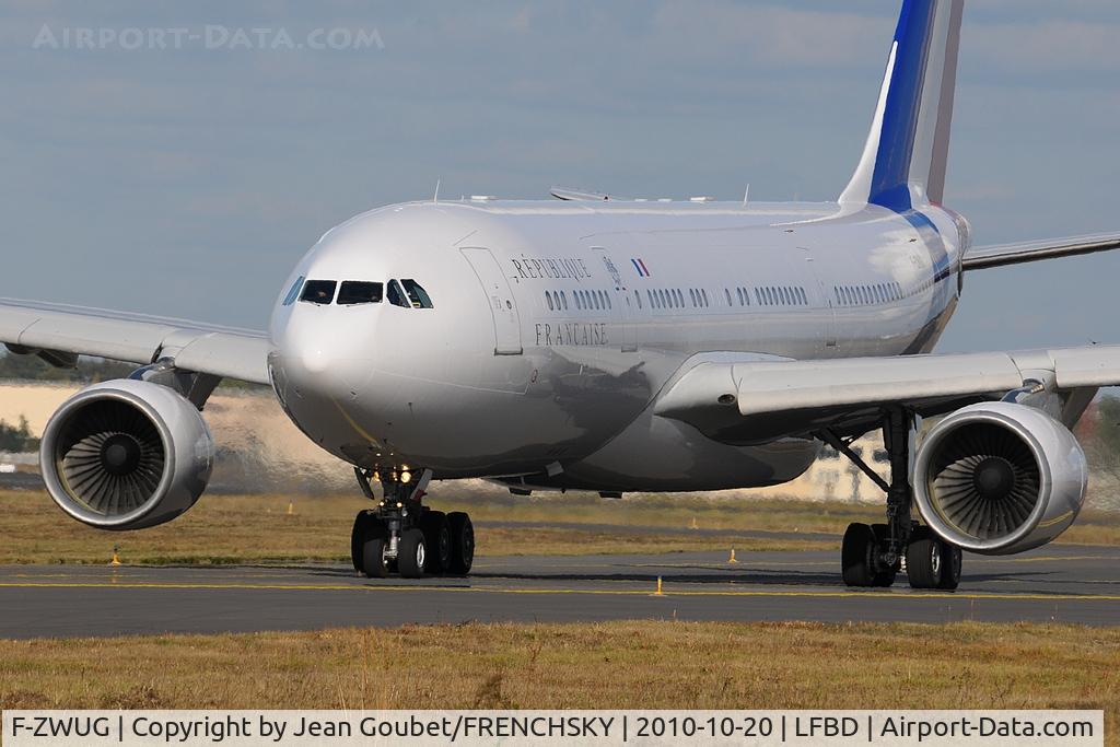 F-ZWUG, 1999 Airbus A330-223 C/N 240, A330 FRANCE AIR FORCE ONE
cn 240