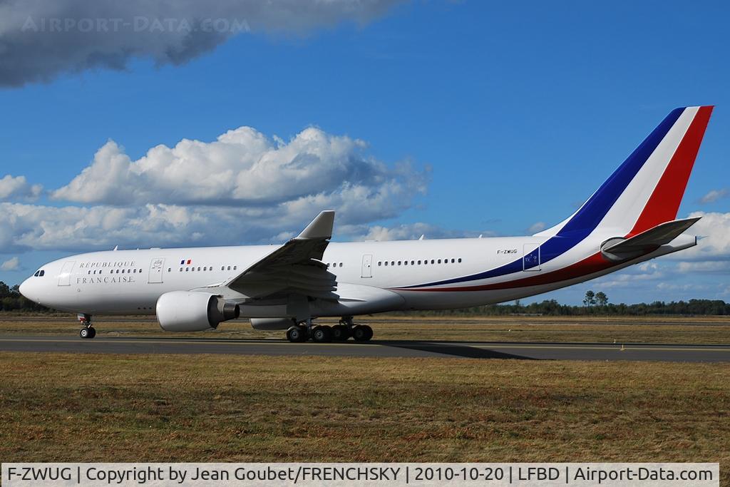 F-ZWUG, 1999 Airbus A330-223 C/N 240, A330 FRANCE AIR FORCE ONE
cn 240