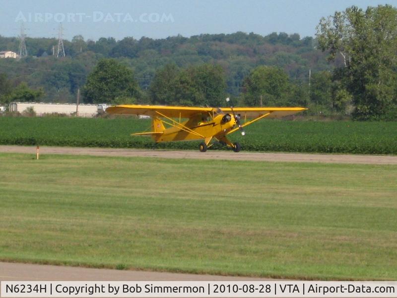 N6234H, 1946 Piper J3C-65 Cub C/N 19408, Arriving at the Newark, Ohio breakfast fly-in