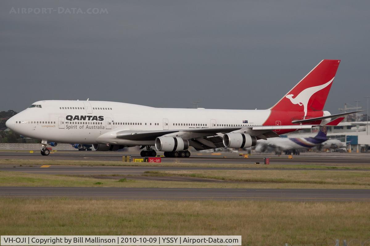 VH-OJI, 1990 Boeing 747-438 C/N 24887, tHE rED rATTED 744