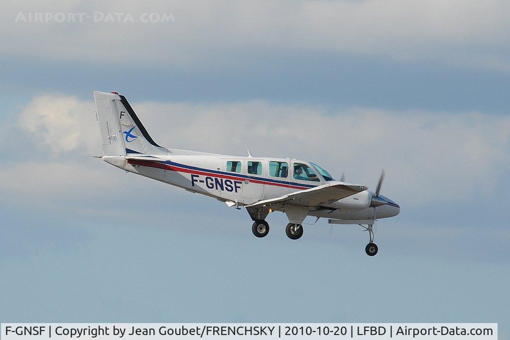 F-GNSF, Beech 58 Baron C/N TH-1706, SFA - D.G. de l'Aviation Civile / SEFA