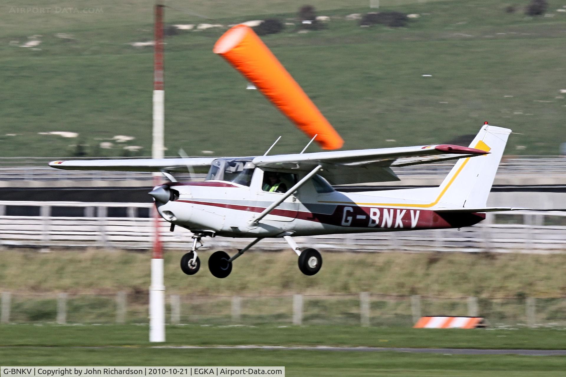 G-BNKV, 1979 Cessna 152 C/N 152-83079, Sunny day at Shoreham