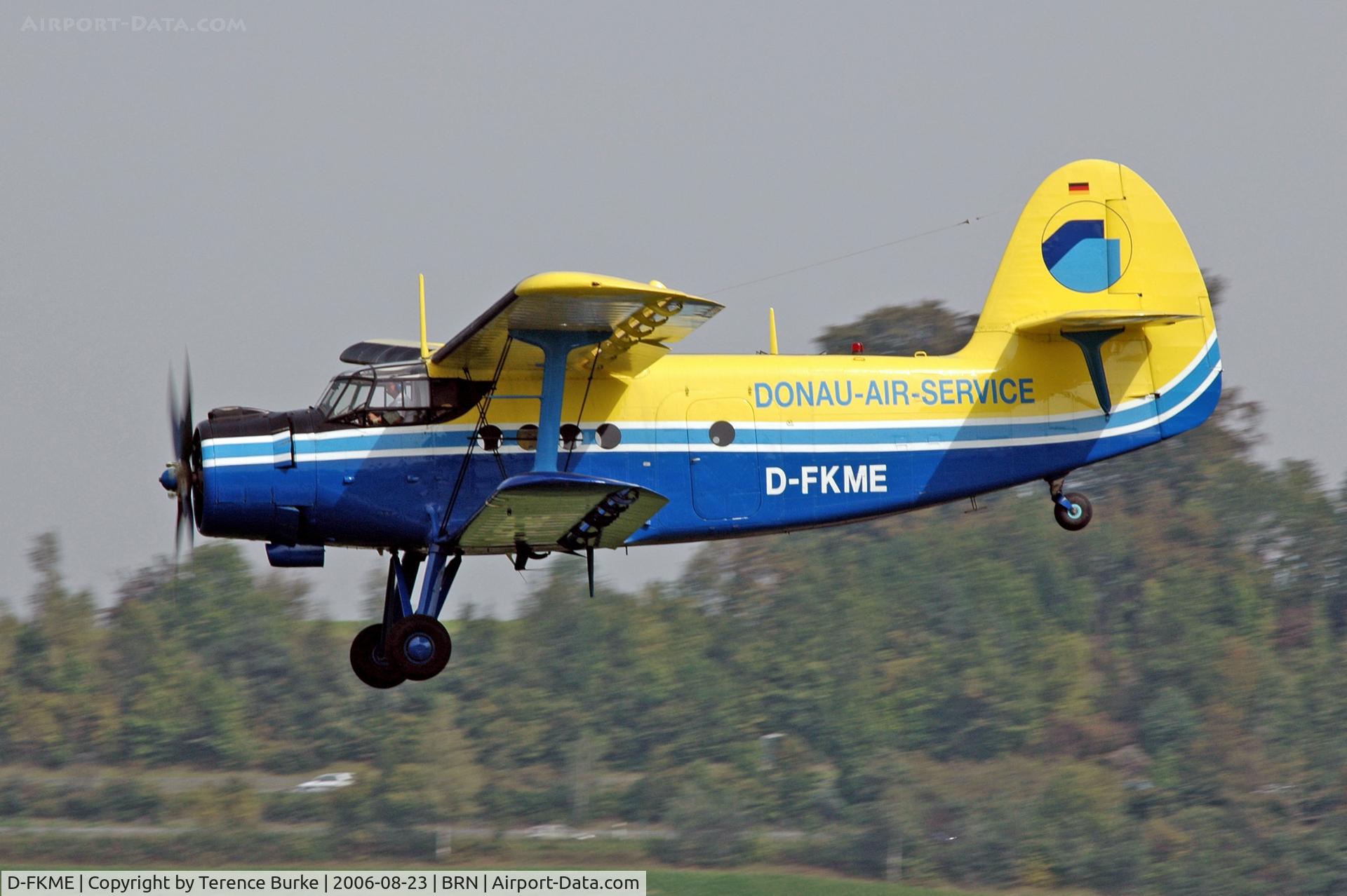 D-FKME, 1957 Antonov An-2 C/N 1G17805, Landing at Bern 