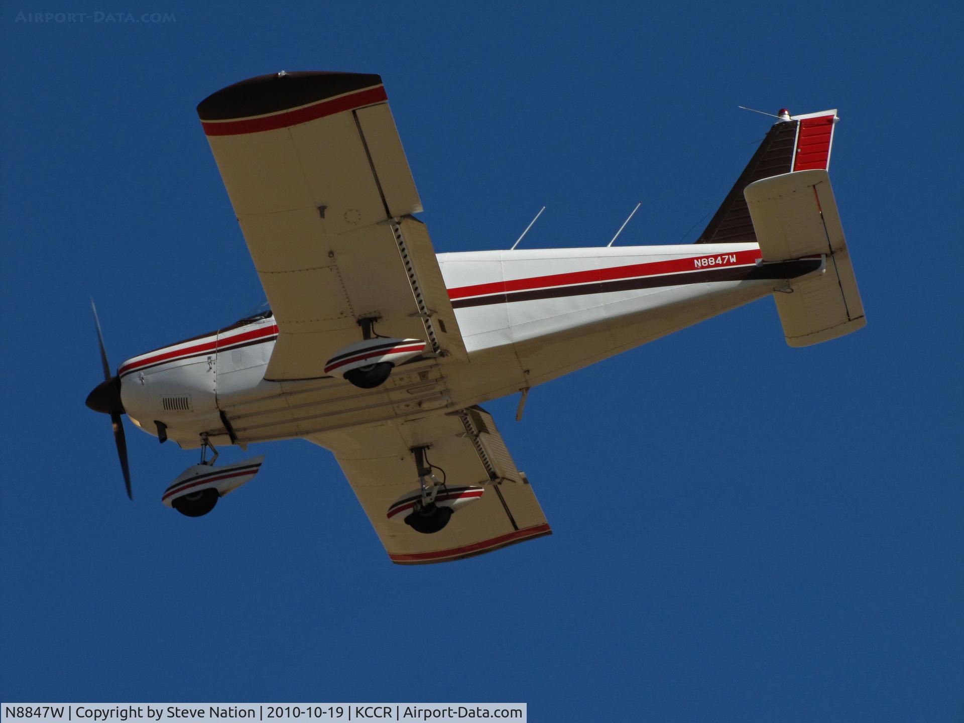N8847W, 1964 Piper PA-28-235 C/N 28-10398, 1964 PA-28-235 landing on RWY 32l at Buchanan Field home base