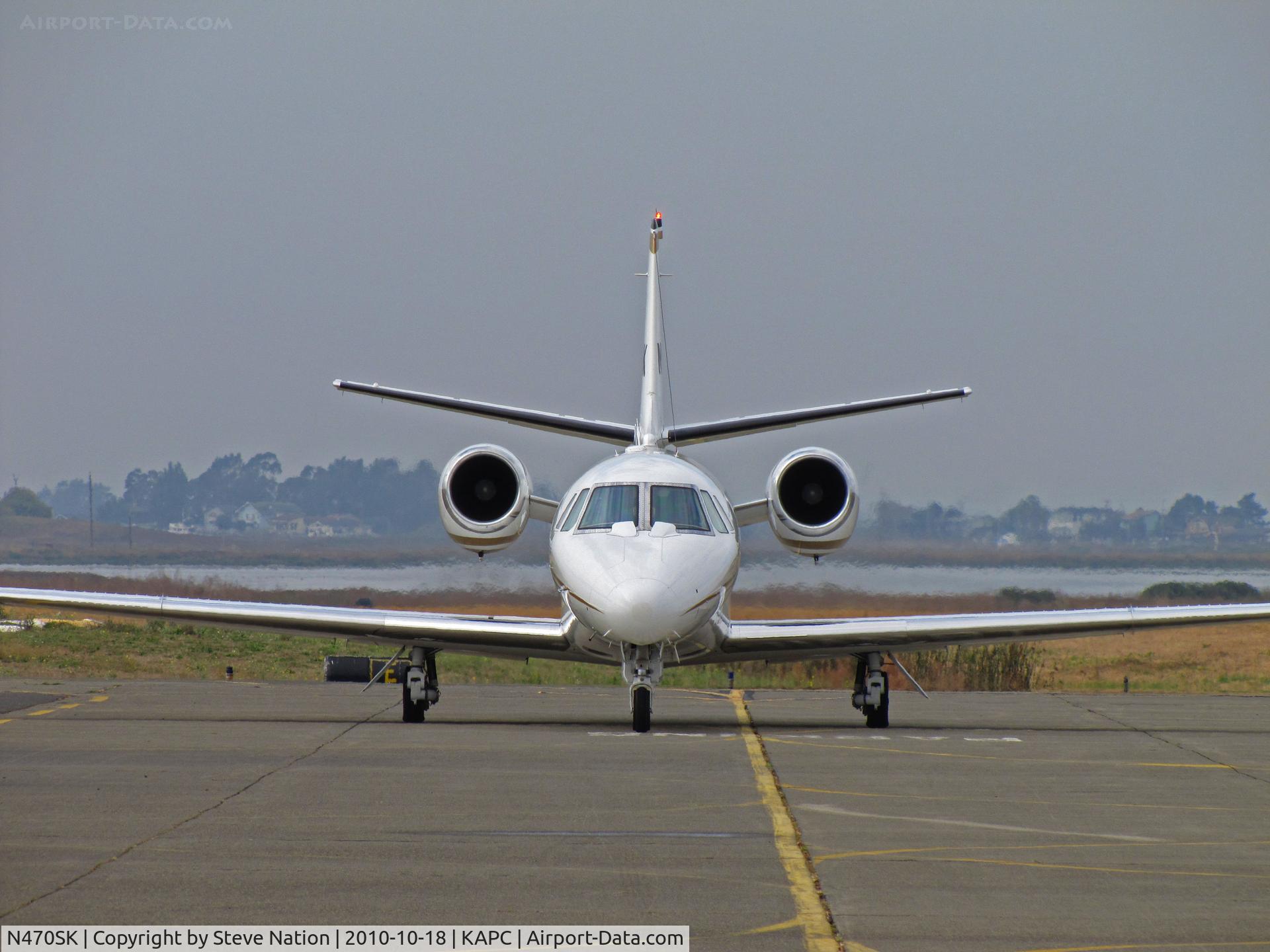 N470SK, 2003 Cessna 560XL Citation Excel C/N 560-5348, Head-on of Sugar Creek (Overland, KS) 2003 Cessna 560XL arriving from KGJT (Grand Junction, CO) with Napa River in background