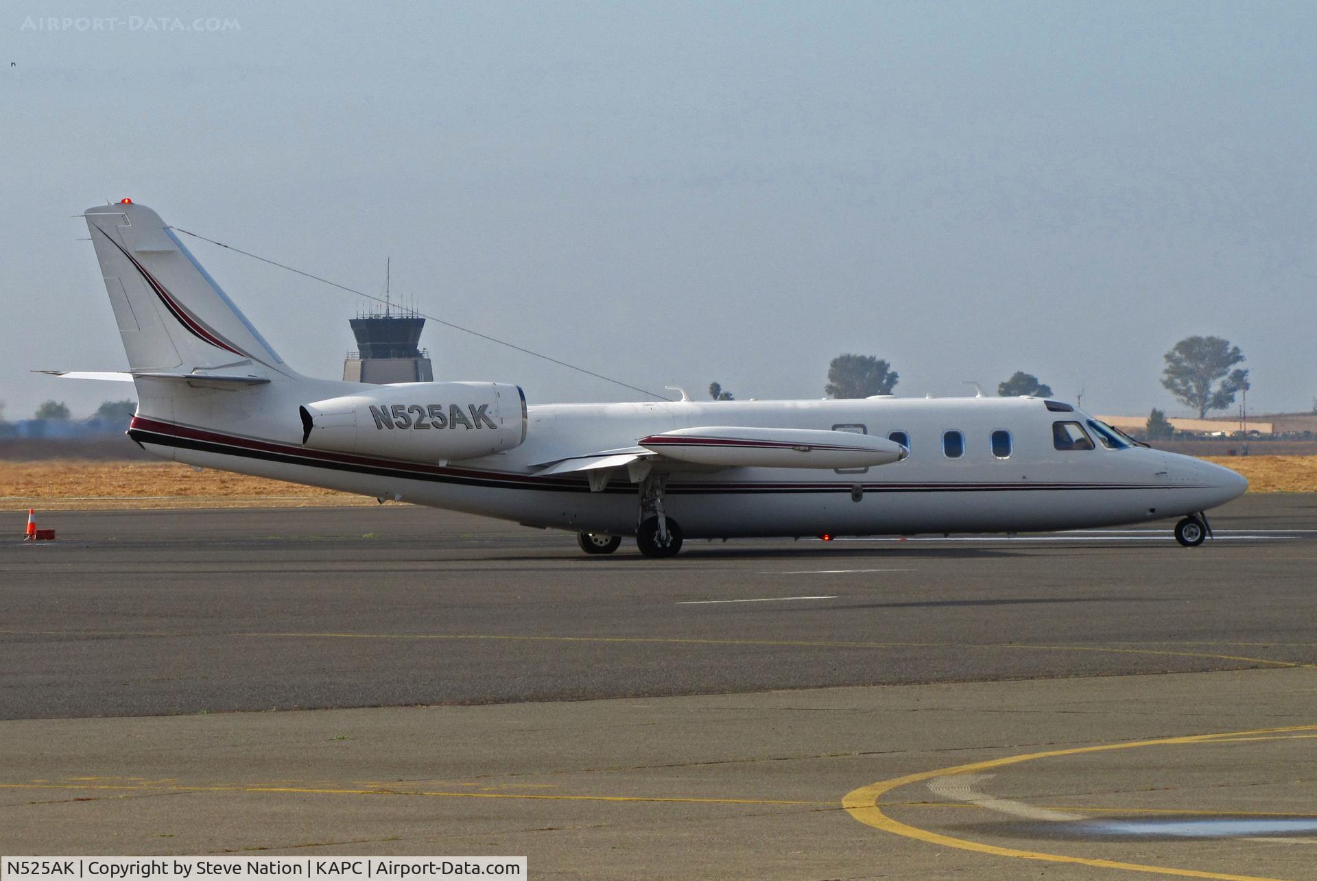 N525AK, 1995 Israel Aircraft Industries IAI-1124 Westwind C/N 260, Crown Air (Bend, OR) operates this 1995 Westwind 1124 taxiing out for flight to KUAO (Aurora State Airport, OR)