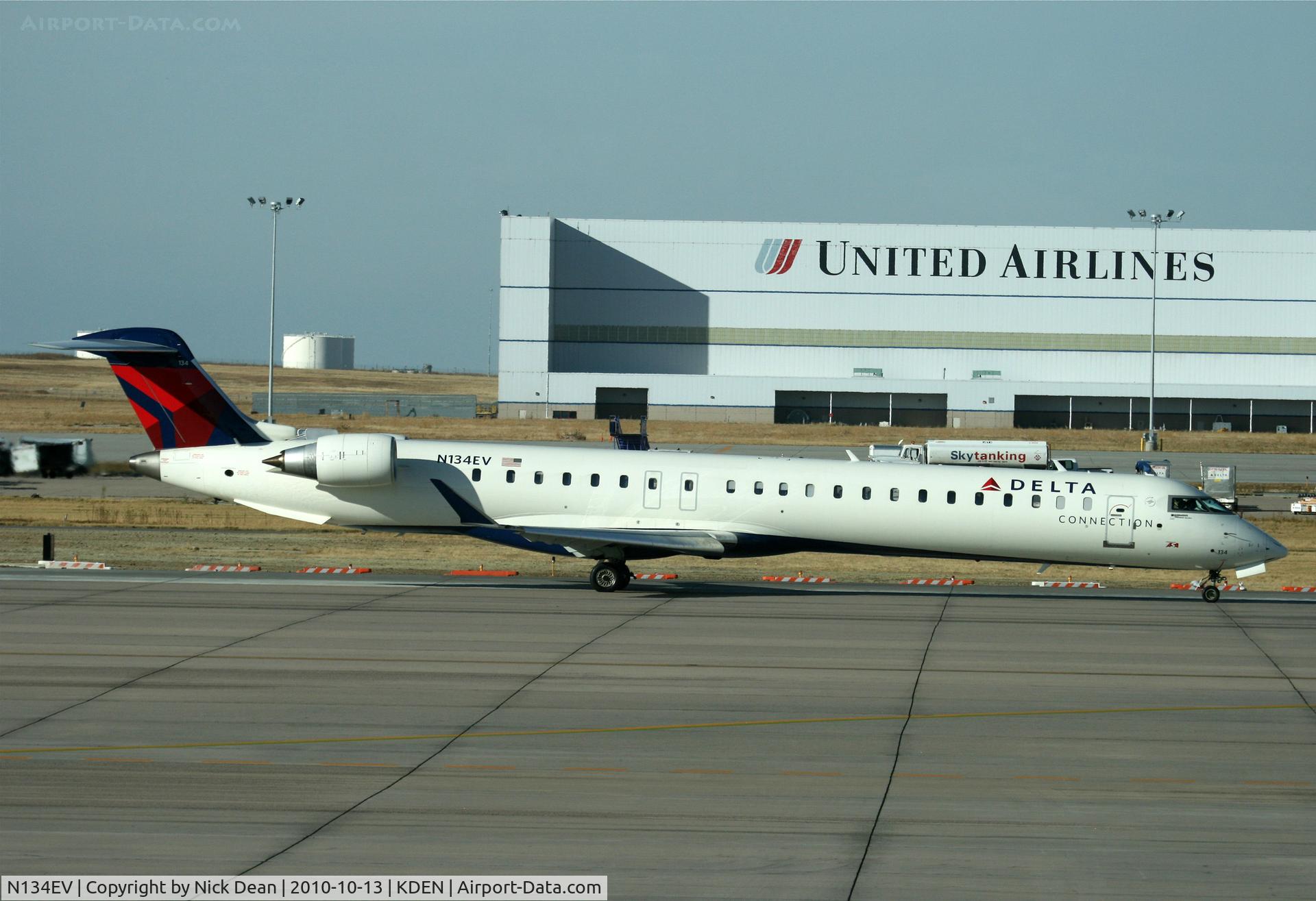 N134EV, 2009 Bombardier CRJ-900ER (CL-600-2D24) C/N 15223, KDEN