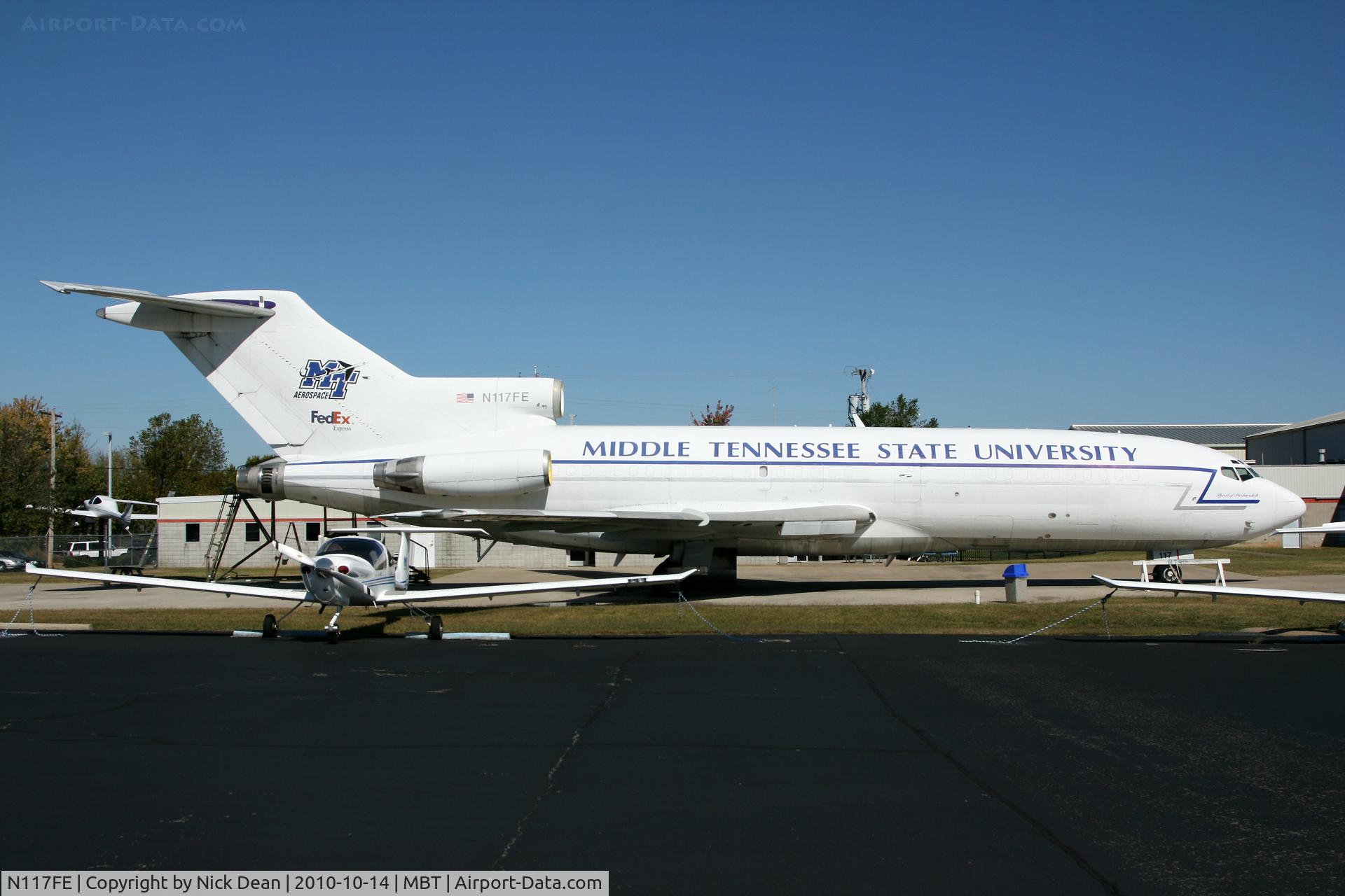 N117FE, 1966 Boeing 727-25C C/N 19299, KMBT