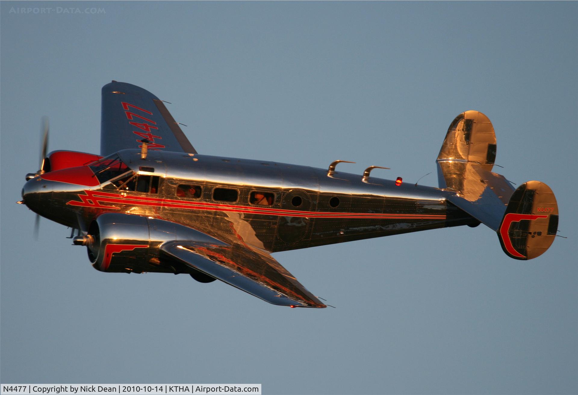 N4477, 1952 Beech D18S C/N A-935, KTHA 