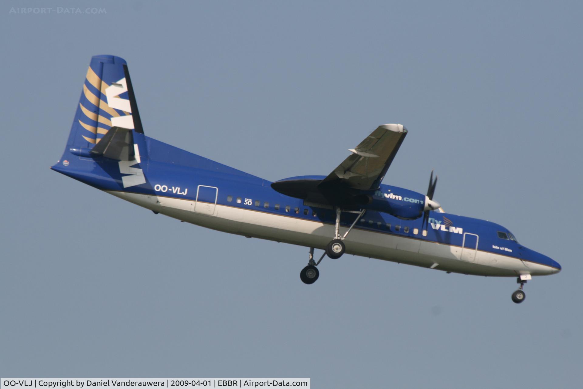 OO-VLJ, 1987 Fokker 50 C/N 20105, Flight VG154 is descending to RWY 02
