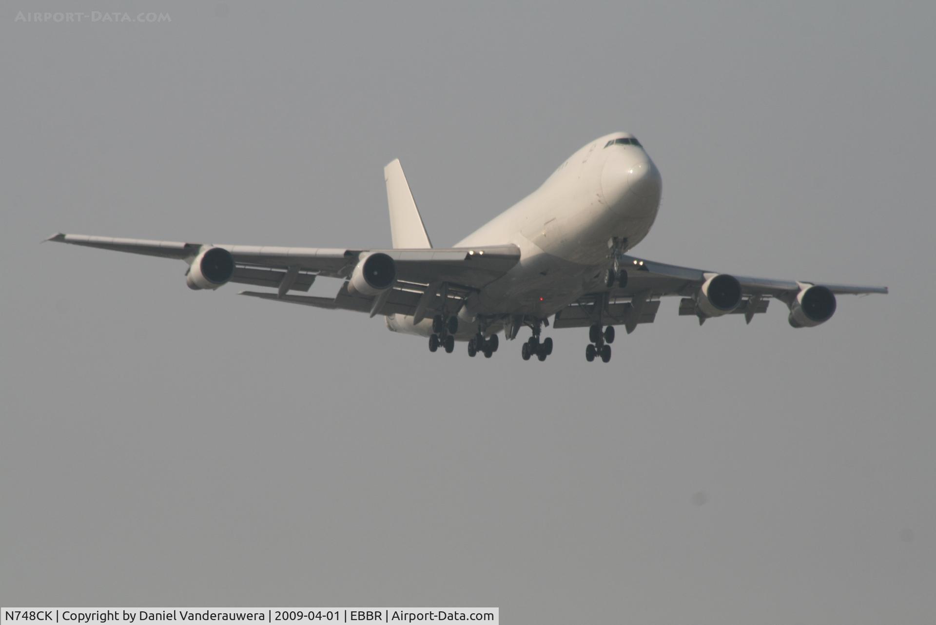 N748CK, 1979 Boeing 747-221F C/N 21744, On approach to RWY 02