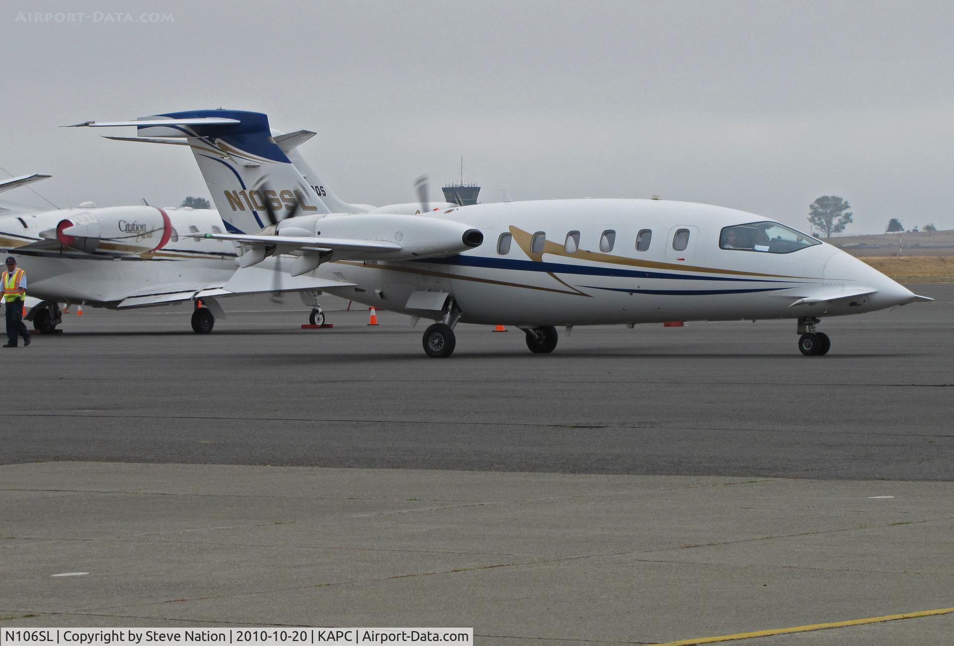 N106SL, 2003 Piaggio P-180 Avanti C/N 1070, Avantair 2003 Piaggio P180 taxis out for departure to KLAS