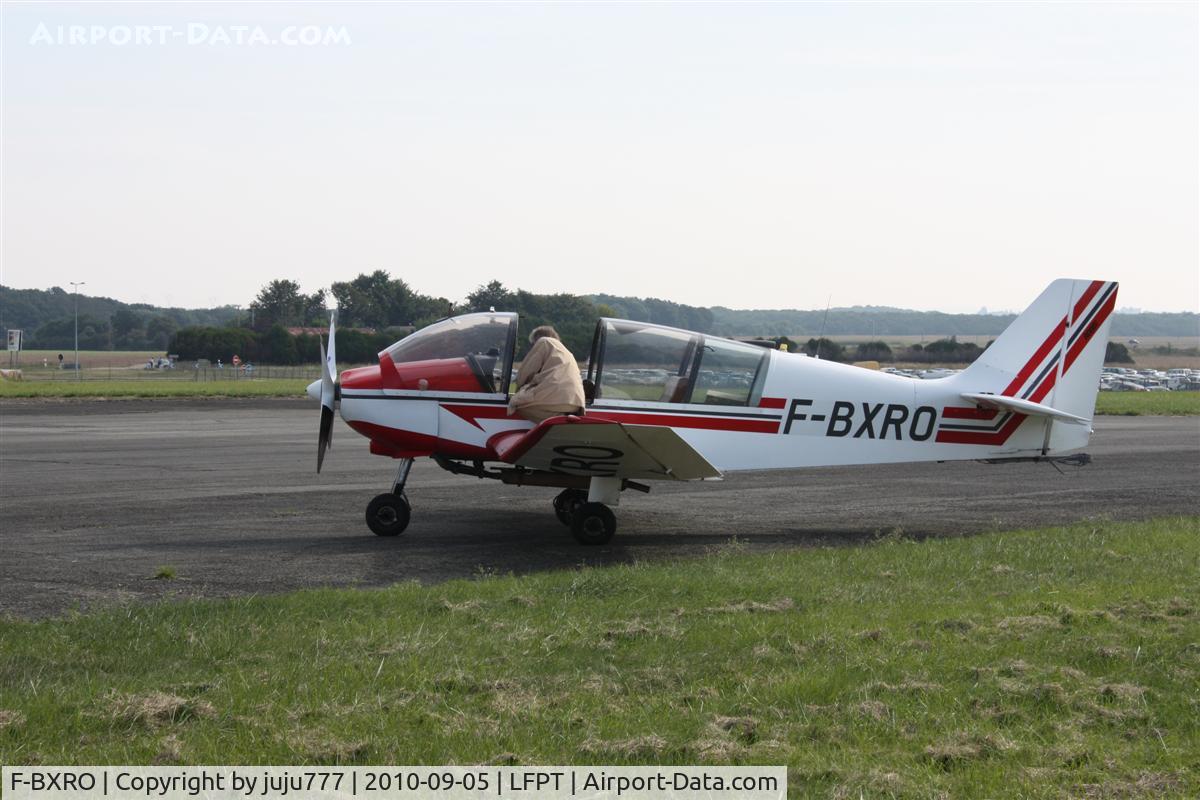 F-BXRO, Robin DR-400-180 Regent C/N 1074, on display at Pontoise