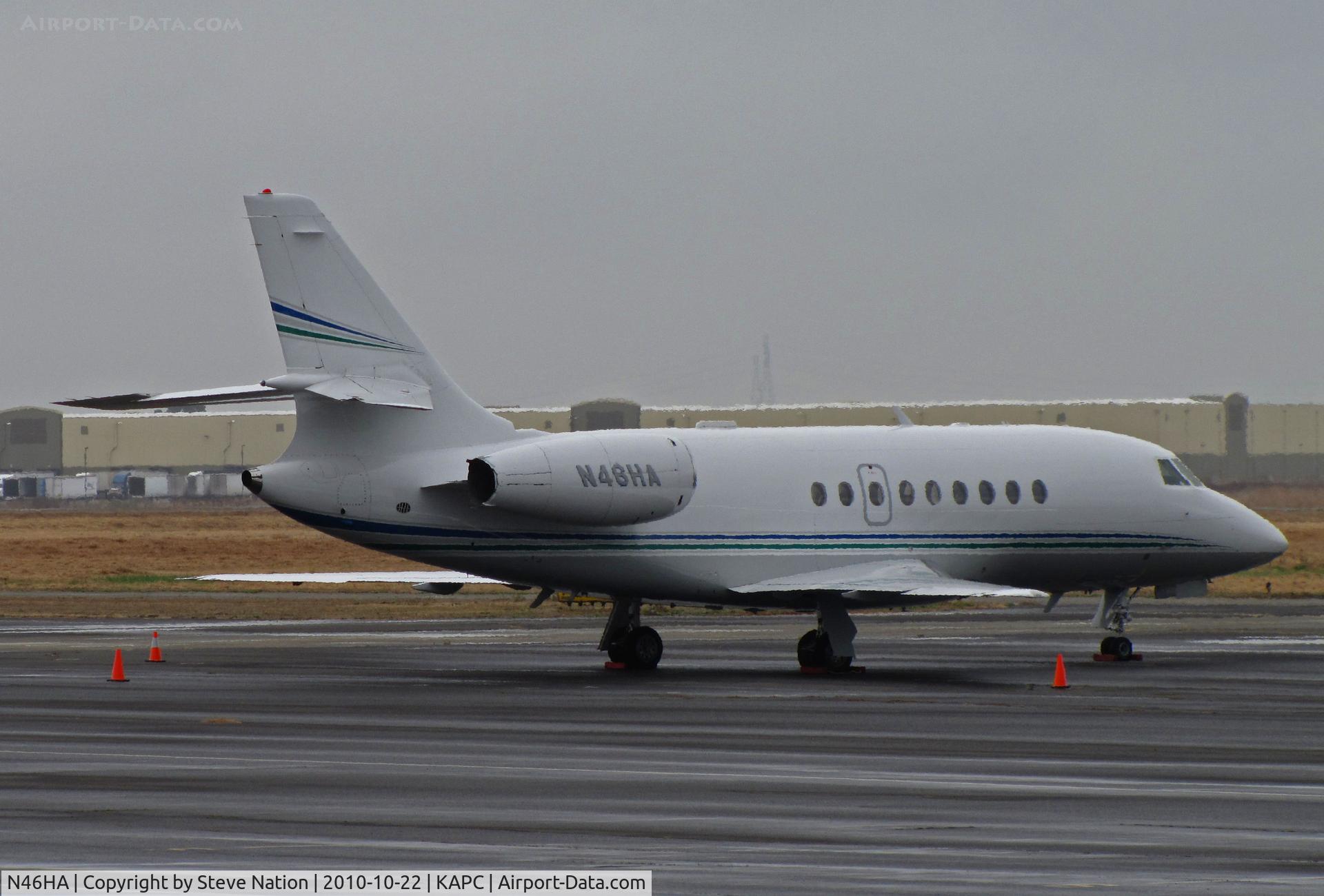 N46HA, 1999 Dassault Falcon 2000 C/N 91, 1999 Falcon 2000 on heavy jet ramp at Napa, CA just in from KVNY (Van Nuys, CA)