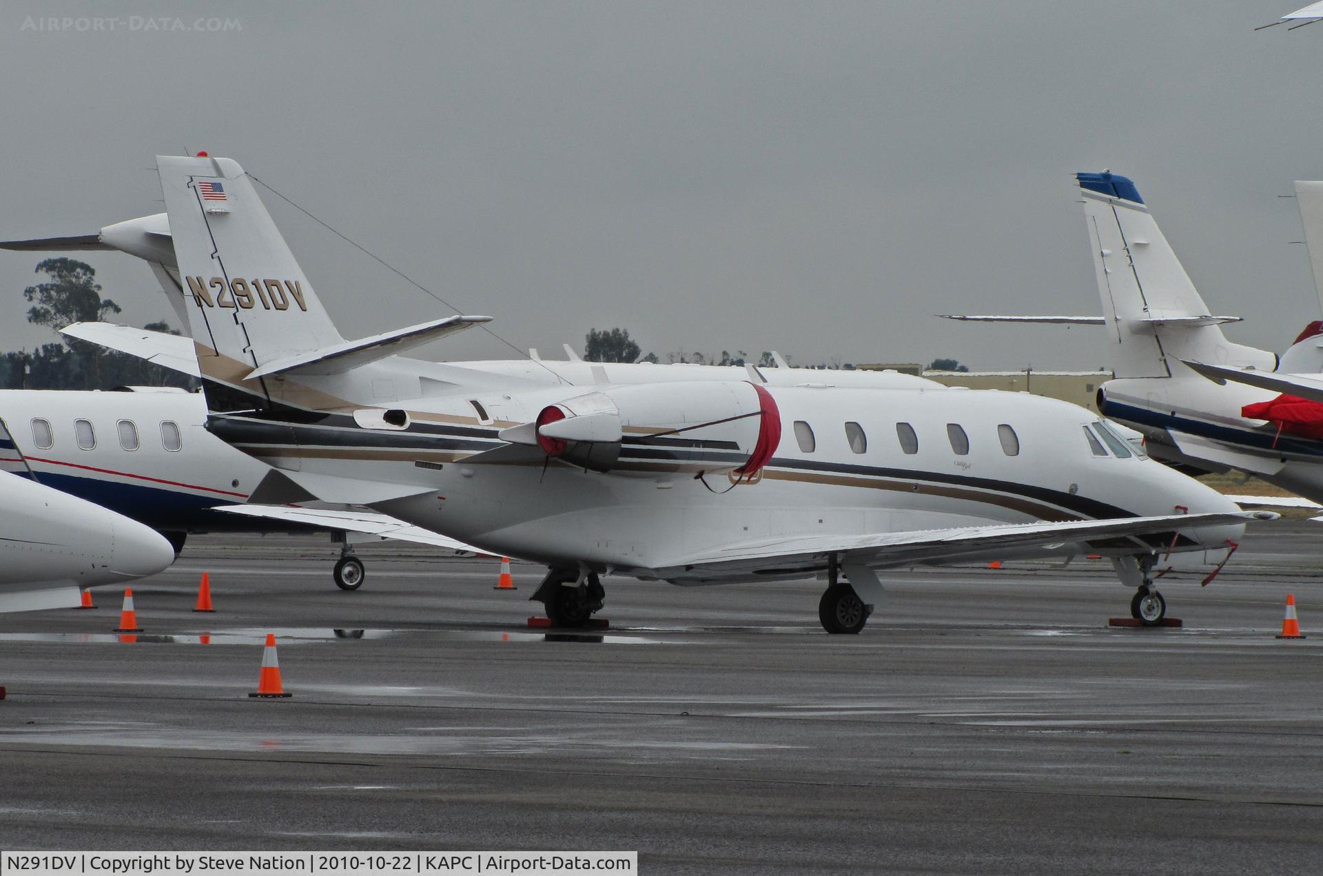 N291DV, 2001 Cessna 560XL C/N 560-5146, Fall River Aviation (Corvallis, OR) 2001 Cessna 560XL on Bizjet ramp at Napa, CA