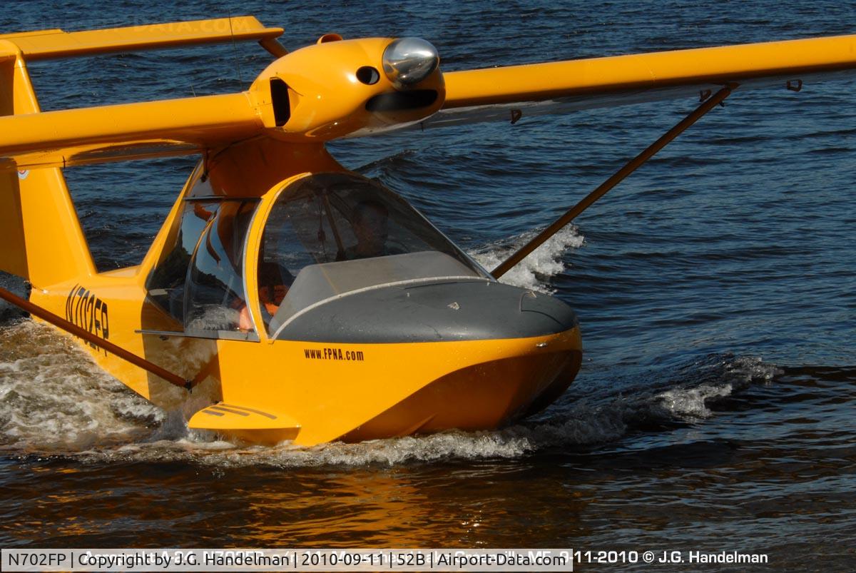 N702FP, Aeroprakt A-24 Viking C/N 11, Coming ashore.