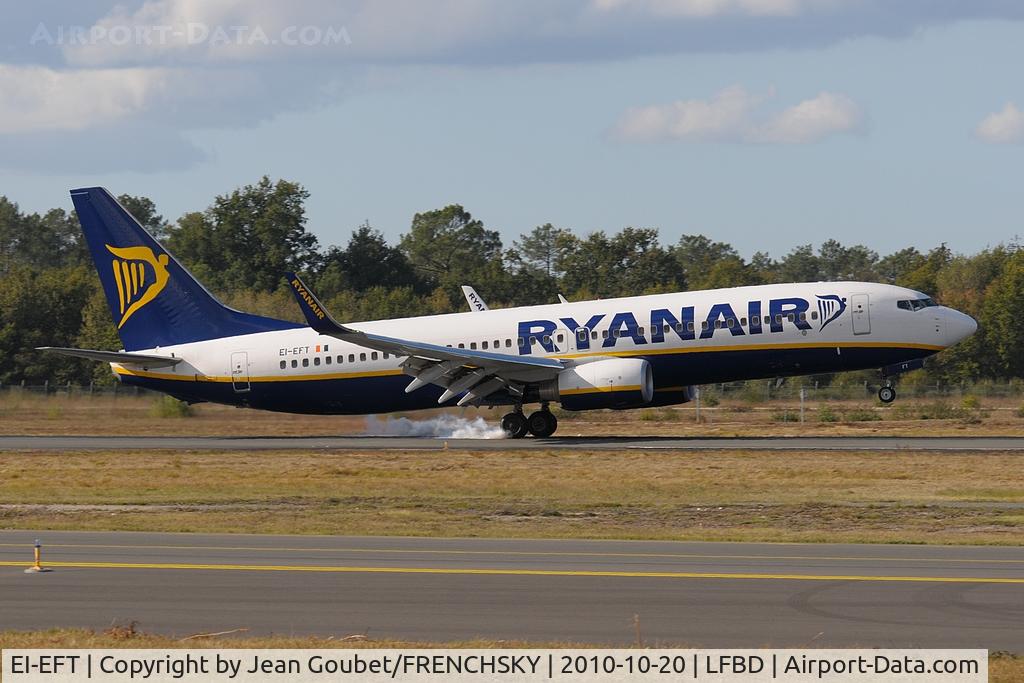 EI-EFT, 2009 Boeing 737-8AS C/N 37543, landing 05
