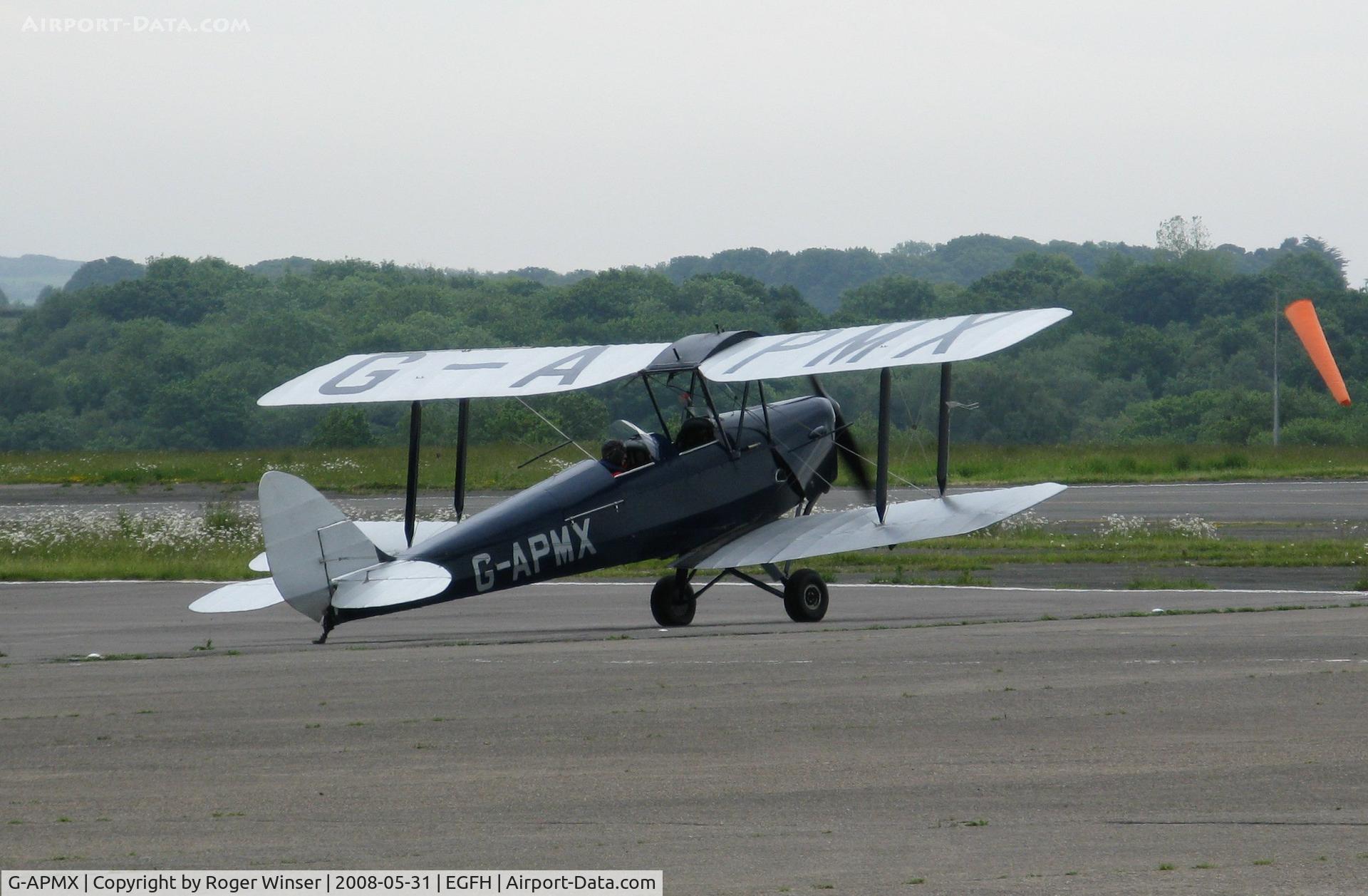 G-APMX, 1942 De Havilland DH-82A Tiger Moth II C/N 85645, Taxying to depart after a brief visit