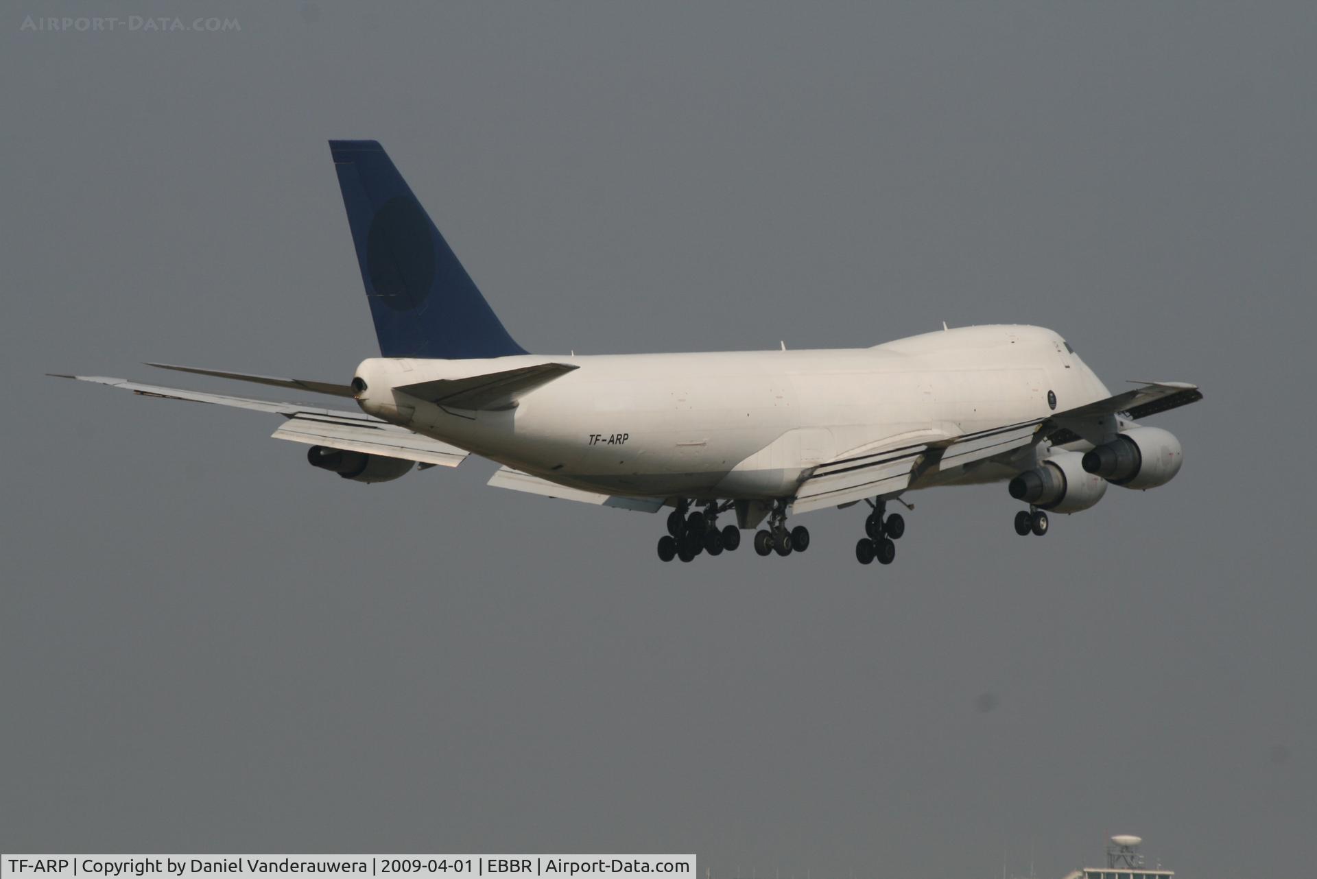 TF-ARP, 1985 Boeing 747-230F C/N 23348, Descending to RWY 02